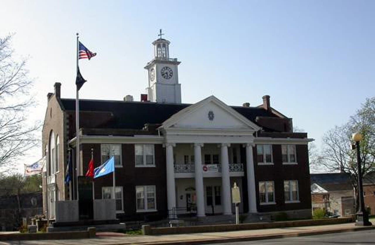 Mercer County (Kentucky) — photo from Wikimedia via Wikipedia