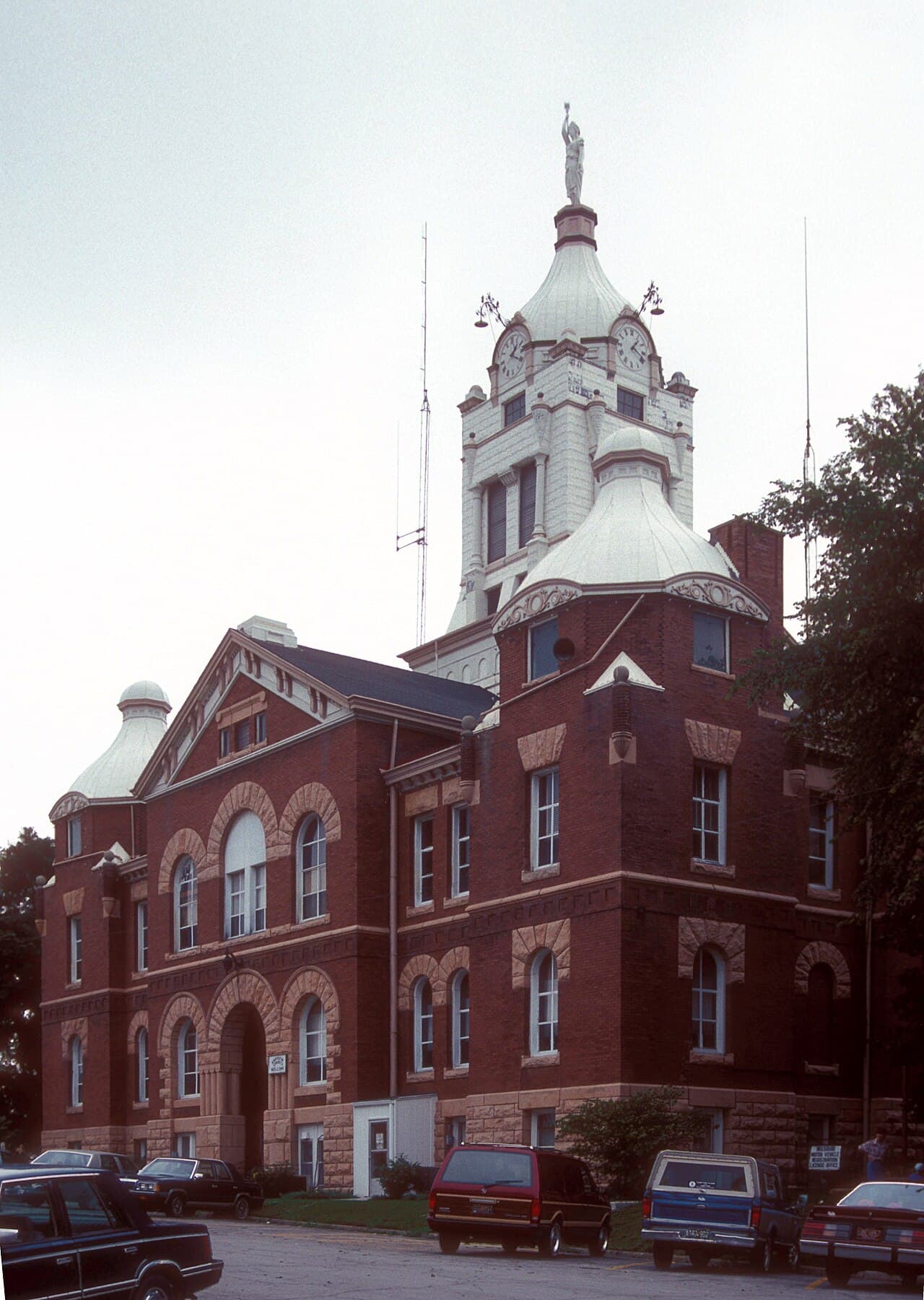 Andrew County (Missouri) — photo from Wikimedia via Wikipedia