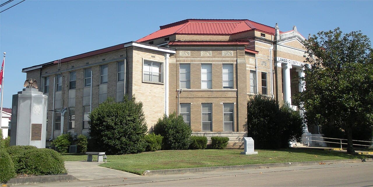 Lamar County (Mississippi) — photo from Wikimedia via Wikipedia