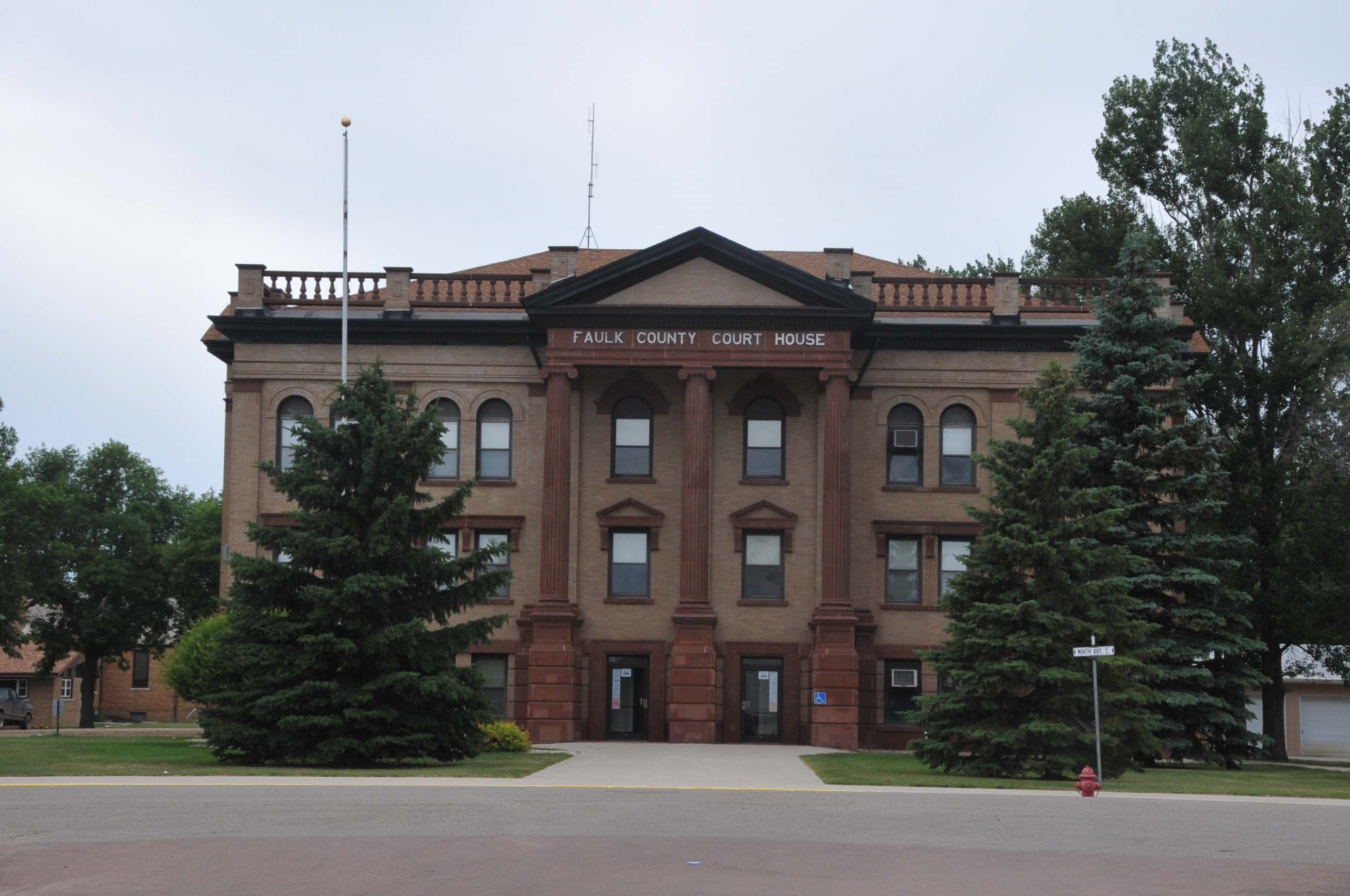 Faulk County (South Dakota) — photo from Wikimedia via Wikipedia