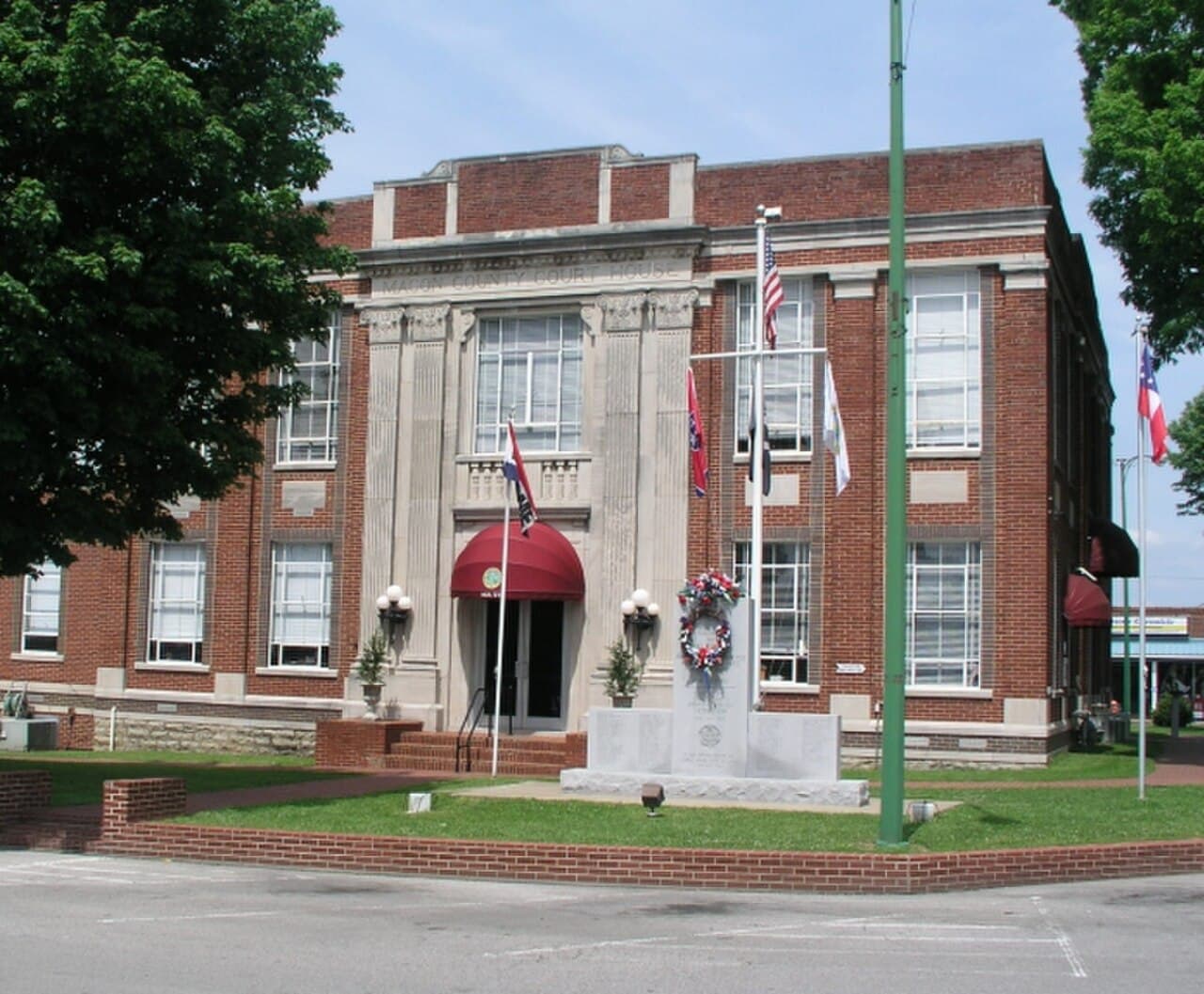 Macon County (Tennessee) — photo from Wikimedia via Wikipedia