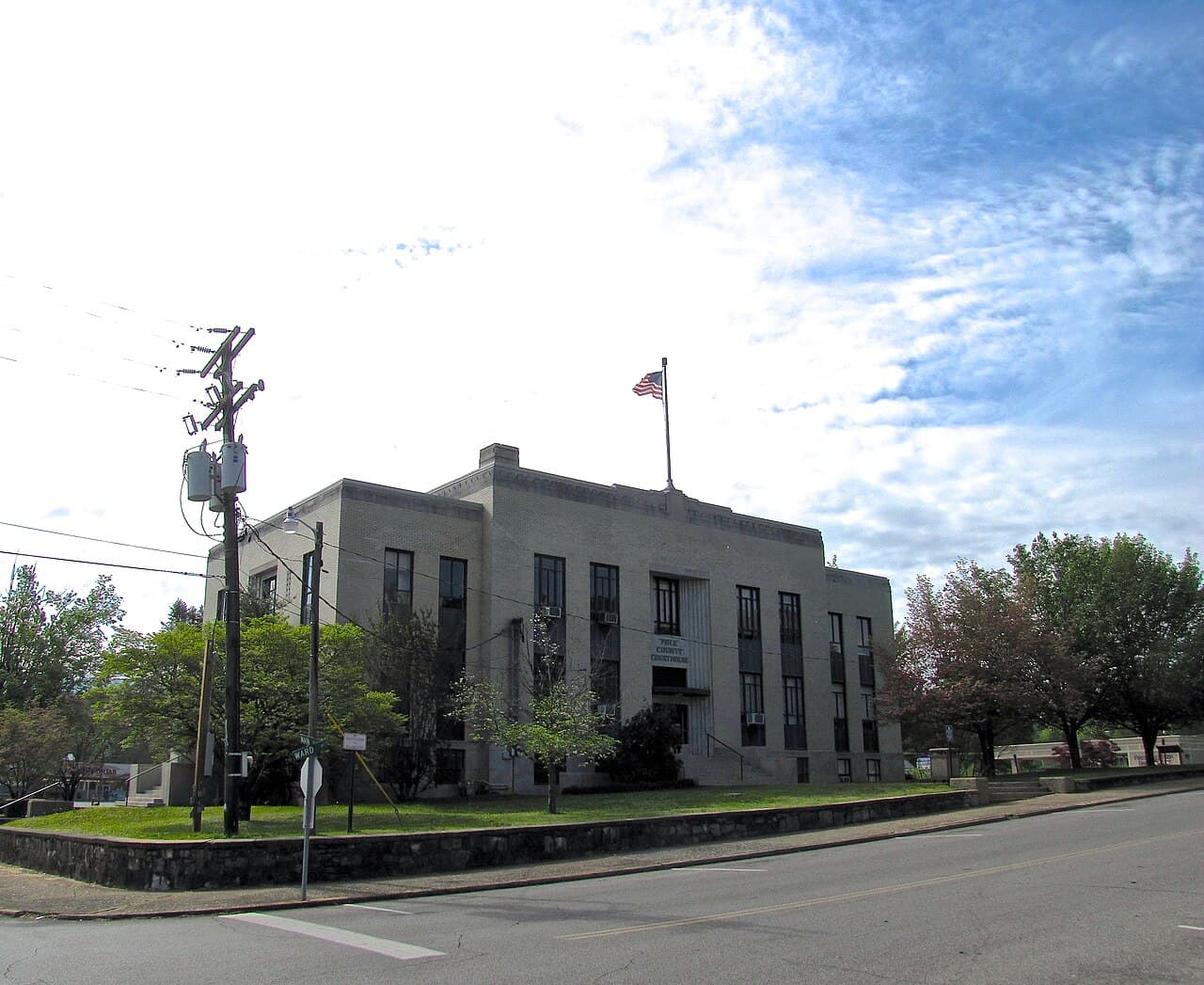 Polk County (Tennessee) — photo from Wikimedia via Wikipedia