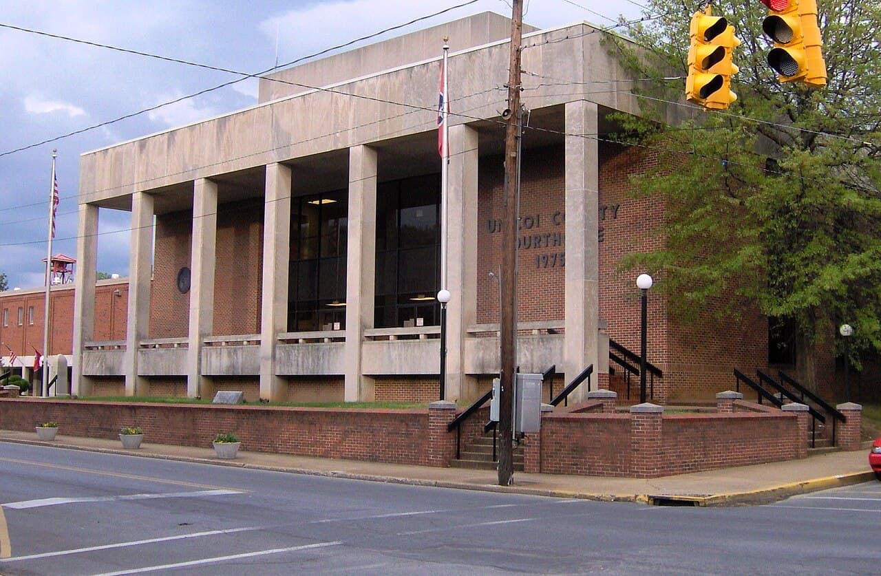 Unicoi County (Tennessee) — photo from Wikimedia via Wikipedia