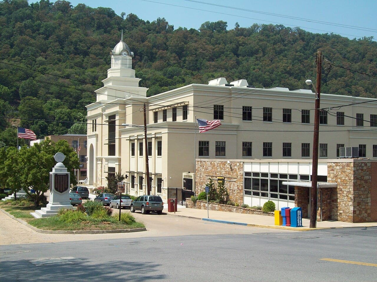 Morgan County (West Virginia) — photo from Wikimedia via Wikipedia