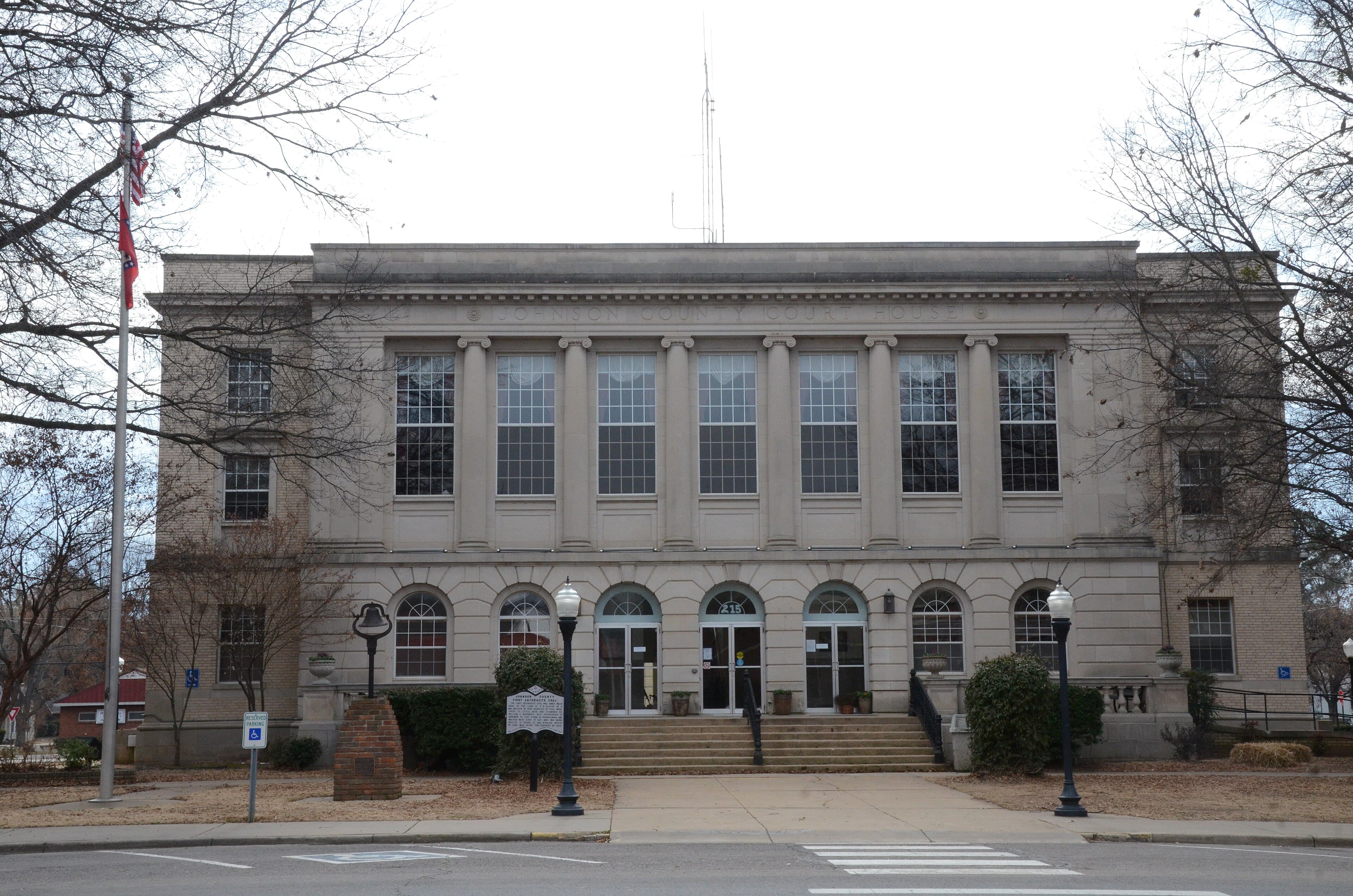 Johnson County (Arkansas) — photo from Wikimedia via Wikipedia
