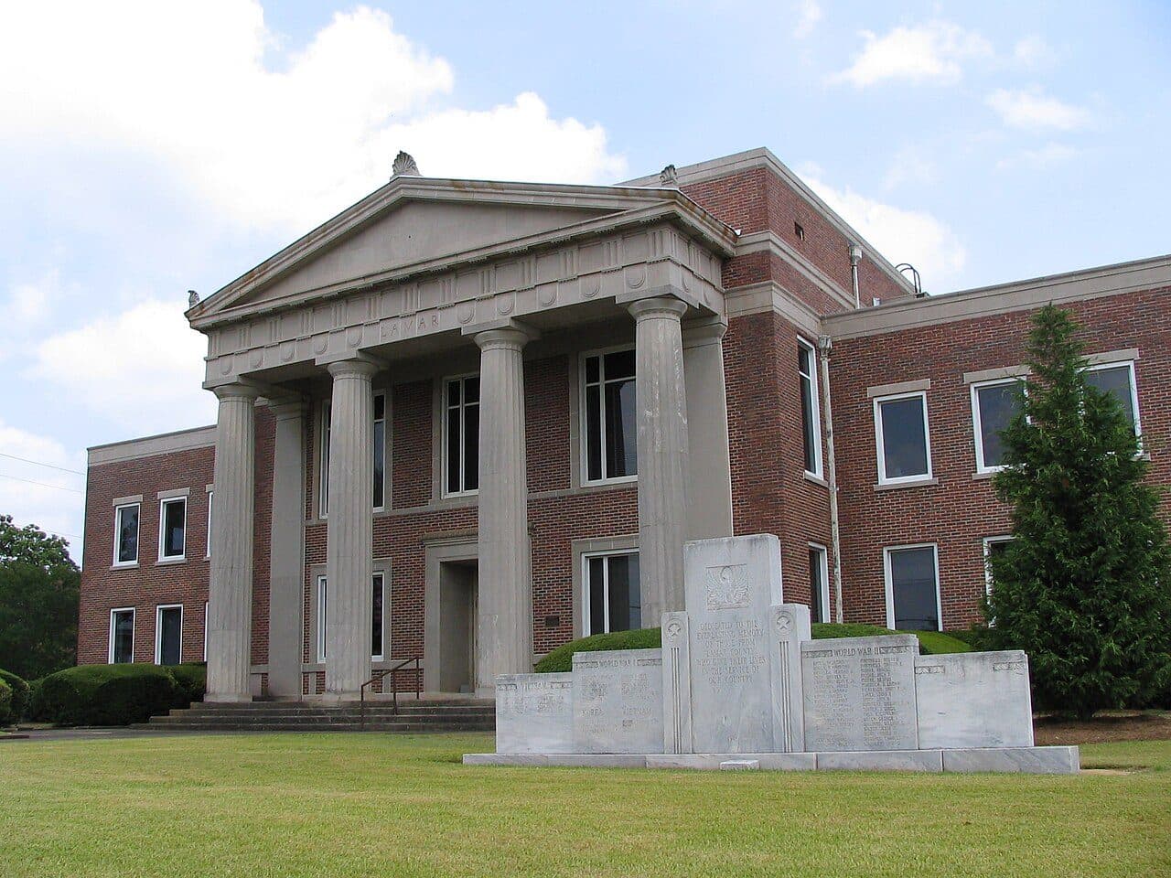 Notice Nearby: Lamar County County services, Lamar County government
