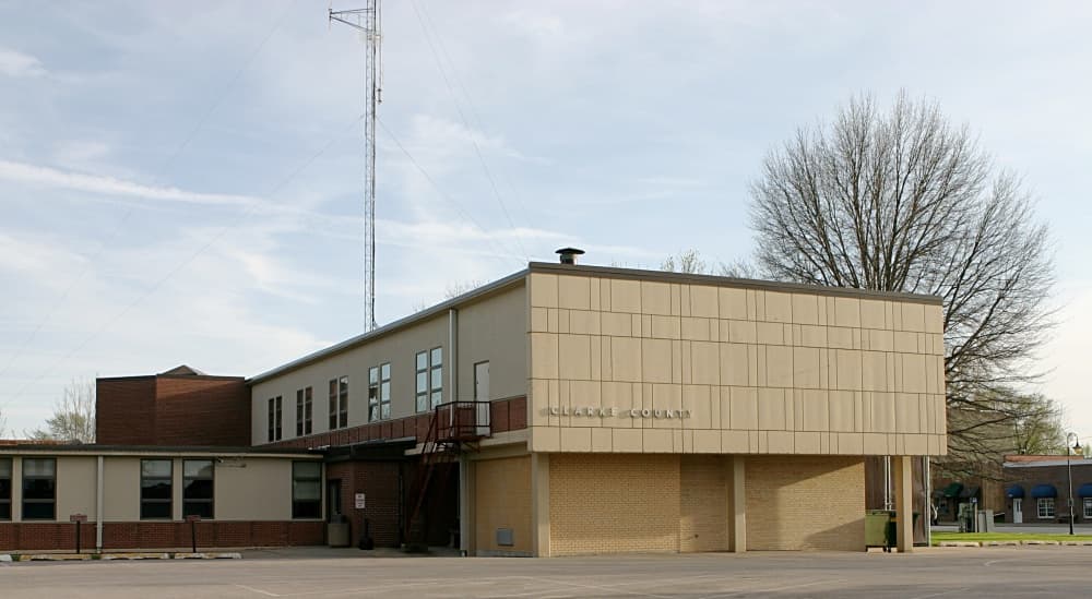 Clarke County (Iowa) — photo from Wikimedia via Wikipedia