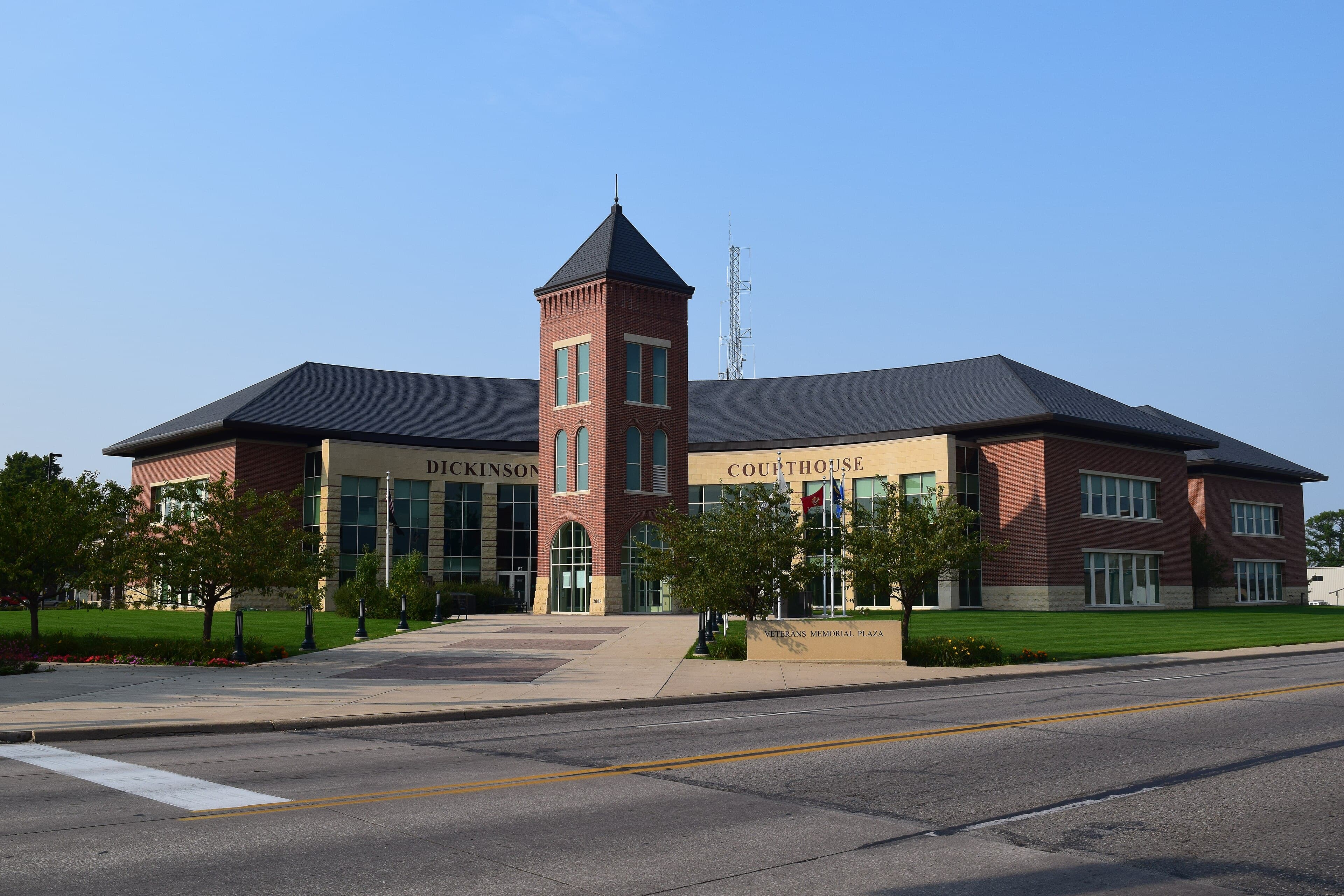 Dickinson County (Iowa) — photo from Wikimedia via Wikipedia