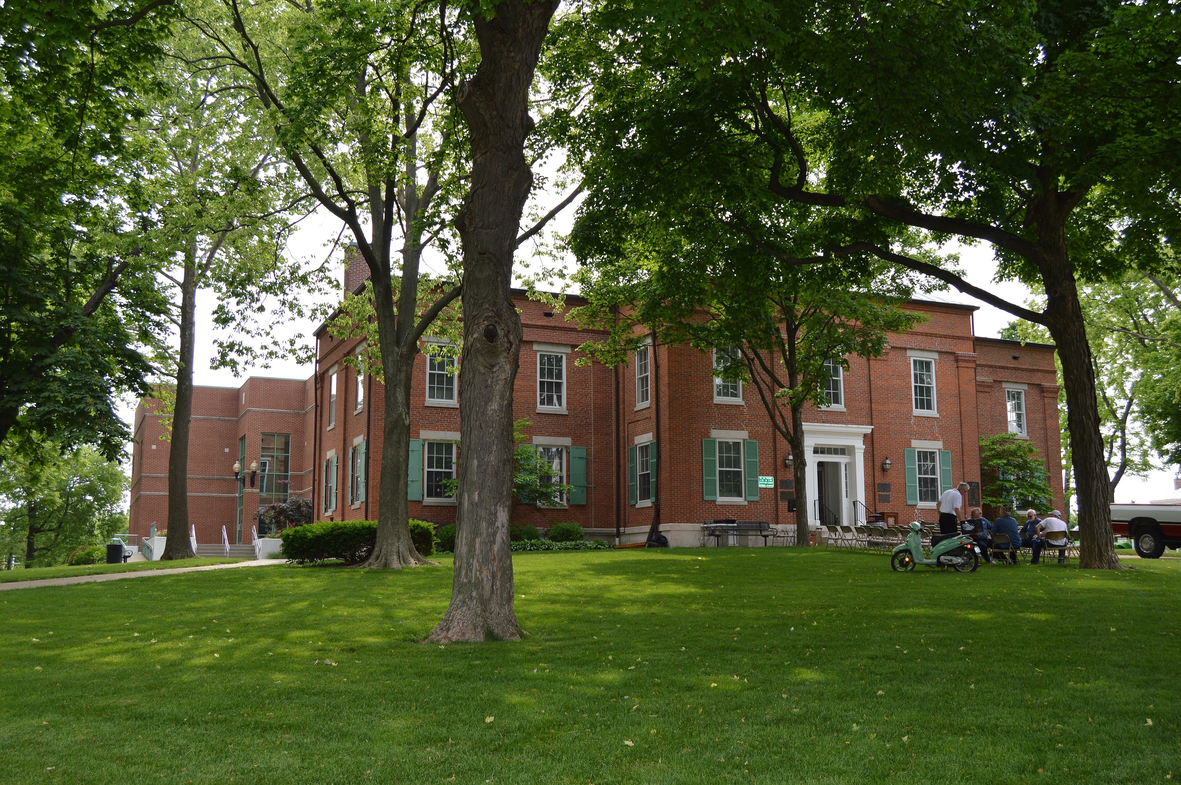 Monroe County (Illinois) — photo from Wikimedia via Wikipedia
