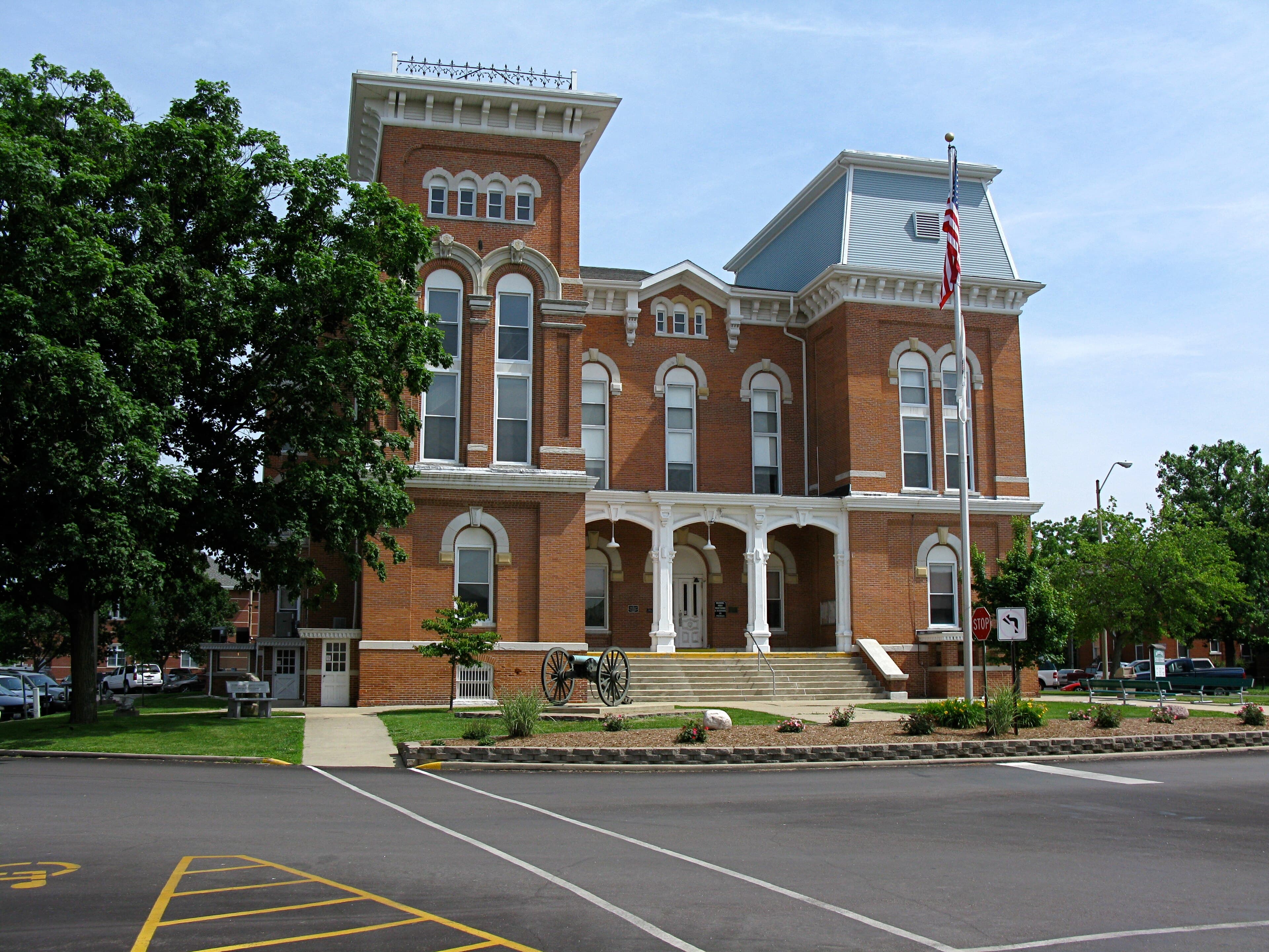 Montgomery County (Illinois) — photo from Wikimedia via Wikipedia