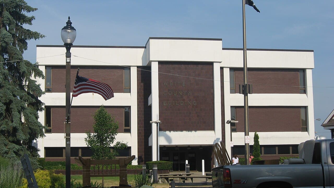 White County (Indiana) — photo from Wikimedia via Wikipedia