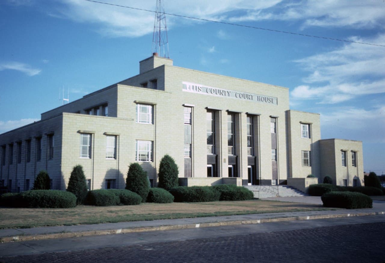 Ellis County (Kansas) — photo from Wikimedia via Wikipedia