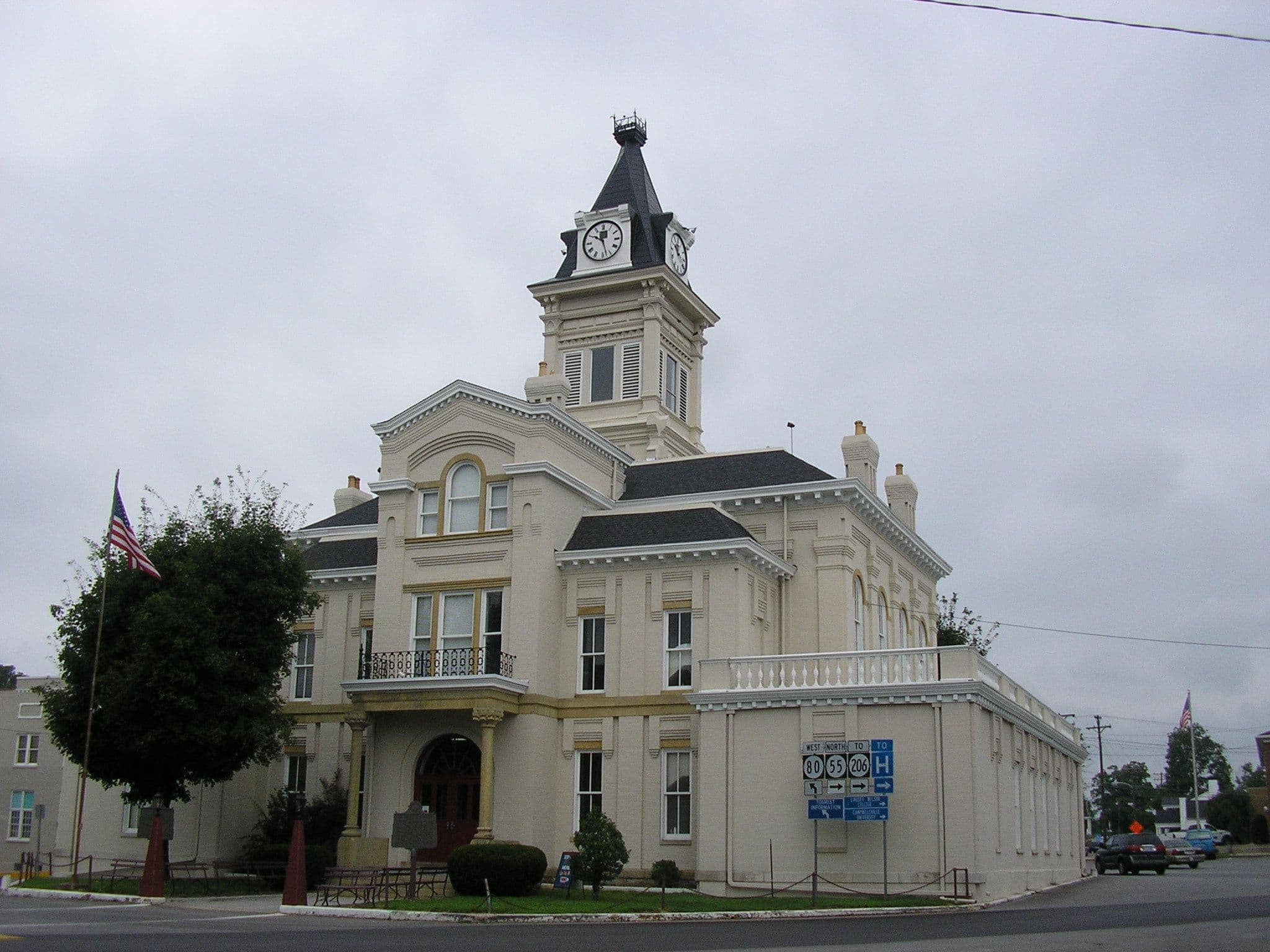 Adair County (Kentucky) — photo from Wikimedia via Wikipedia