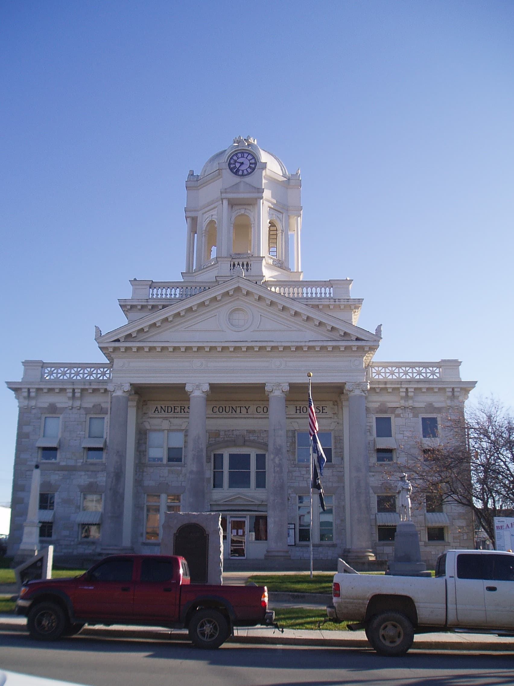 Anderson County (Kentucky) — photo from Wikimedia via Wikipedia