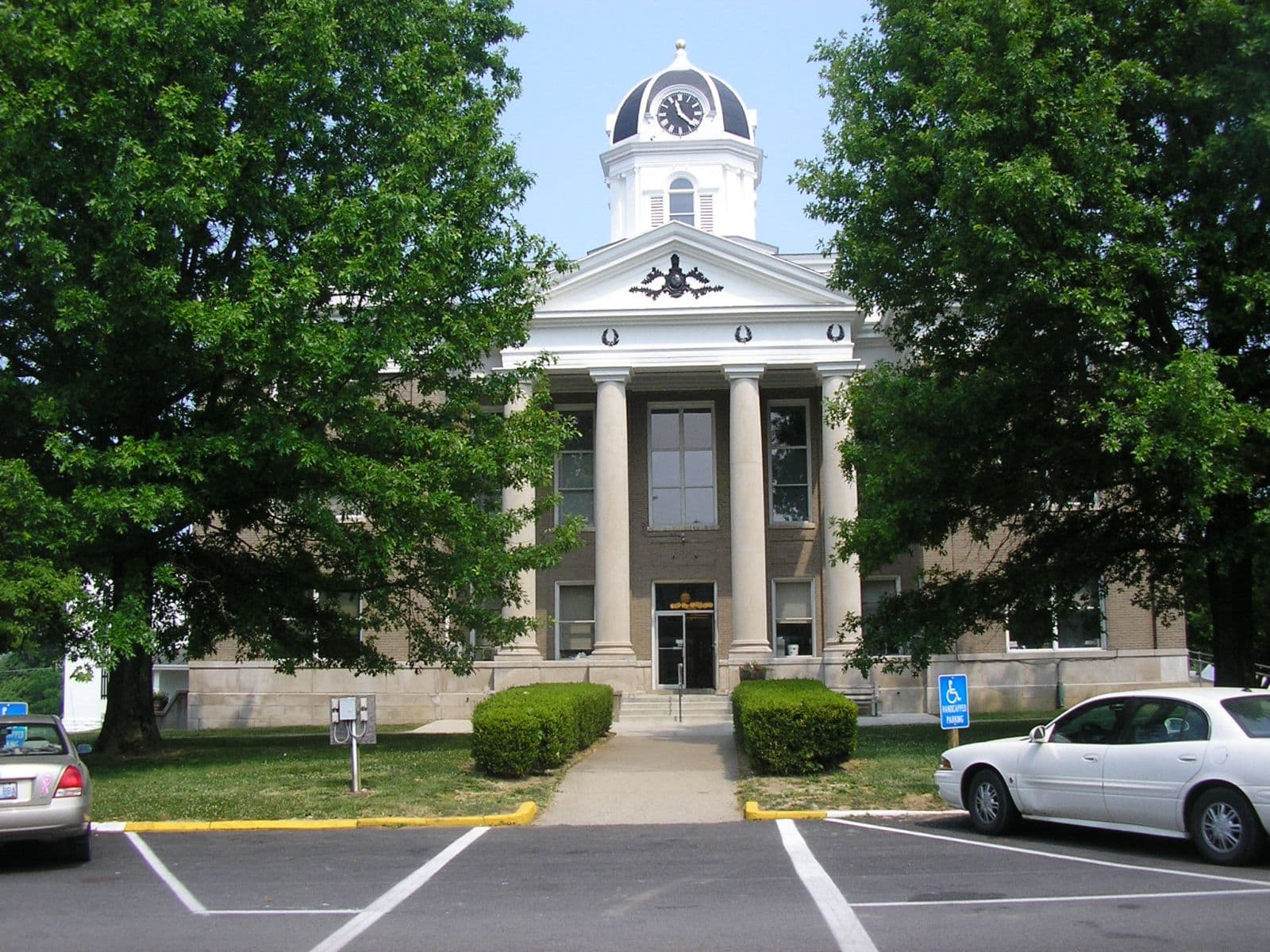 Bracken County (Kentucky) — photo from Wikimedia via Wikipedia