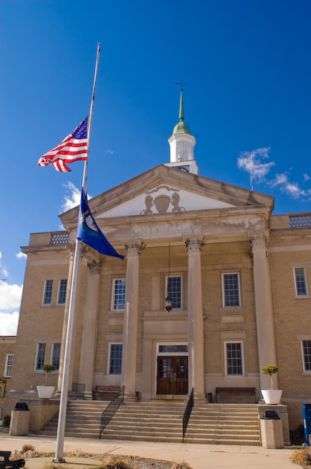 Grant County (Kentucky) — photo from Wikimedia via Wikipedia