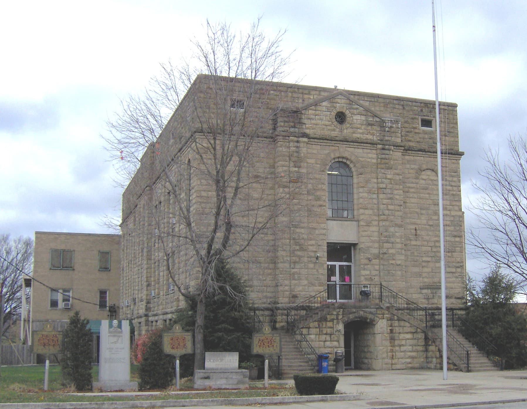 Notice Nearby: Greenup County County services, Greenup County government