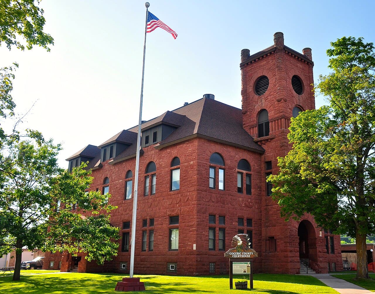 Gogebic County (Michigan) — photo from Wikimedia via Wikipedia