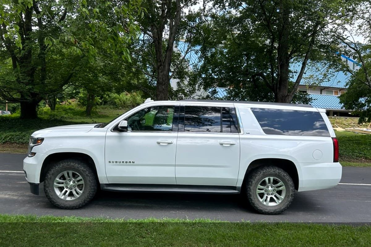Photo of 2016 Chevrolet Suburban on GSA Auctions — Asheville, NC