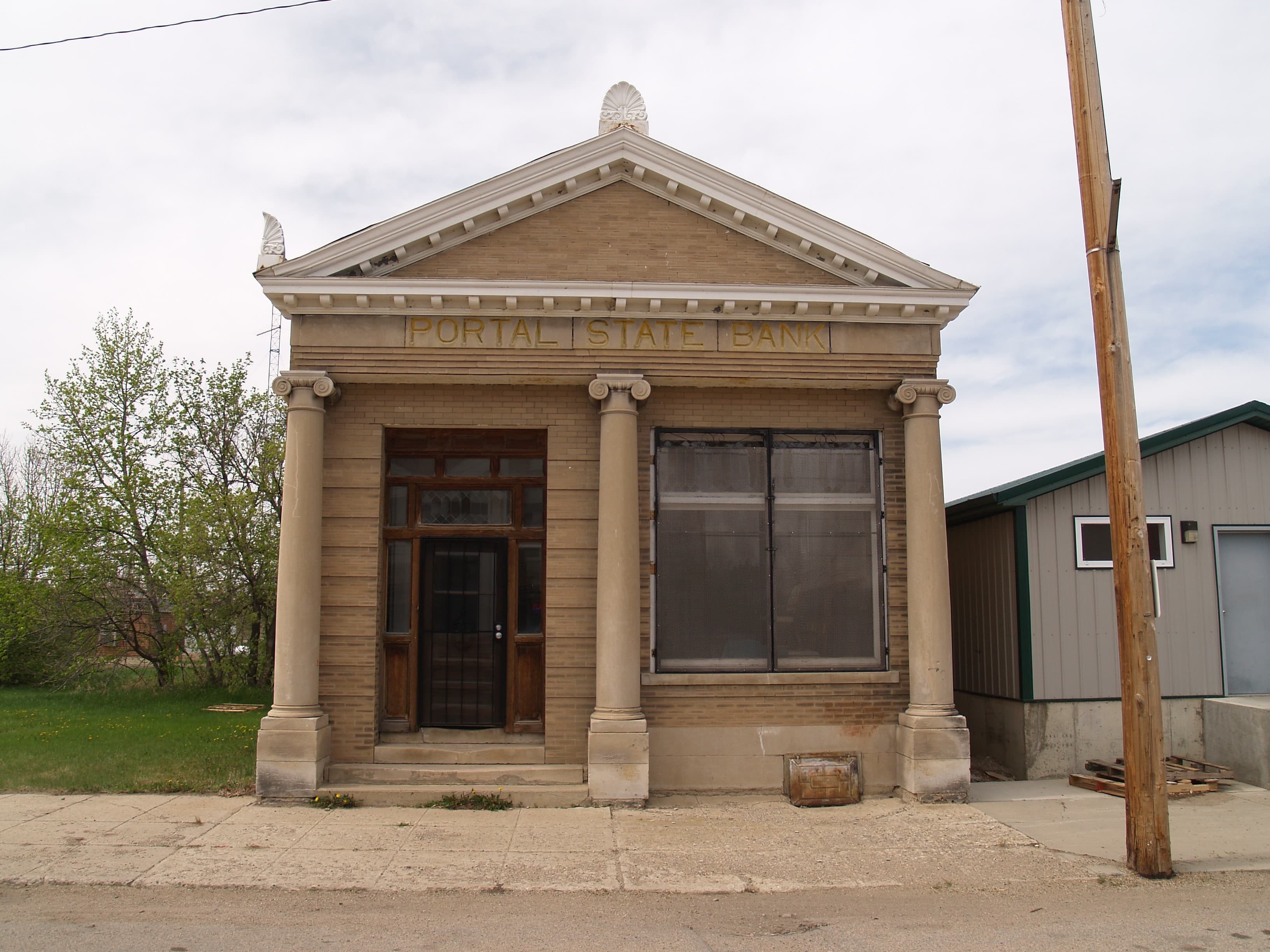 Burke County (North Dakota) — photo from Wikimedia via Wikipedia