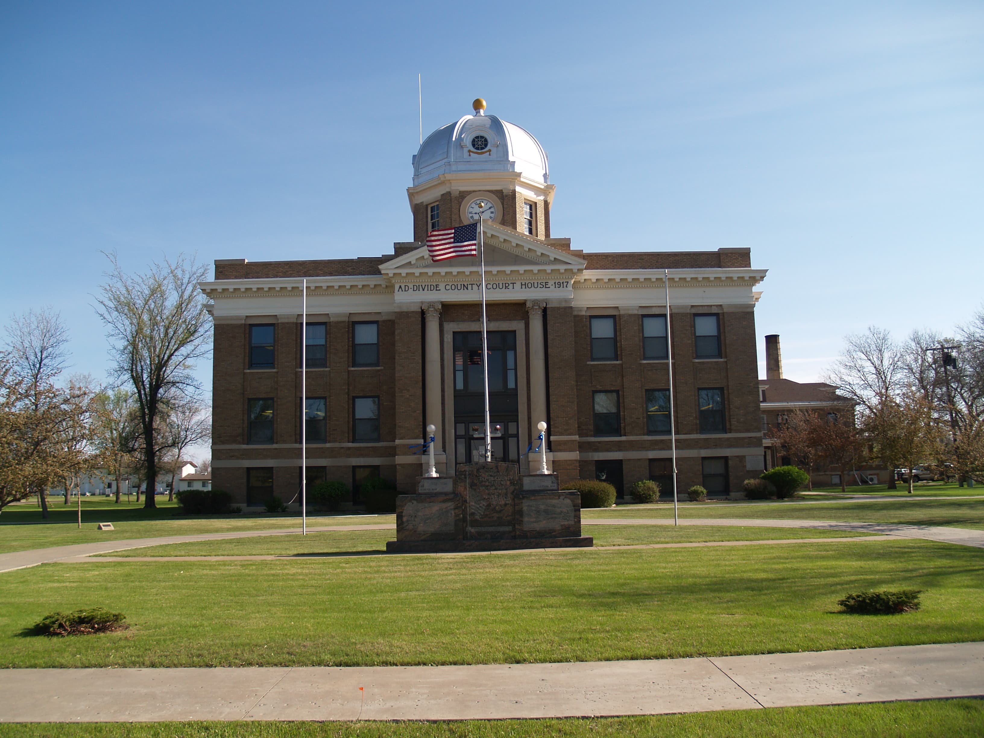 Divide County (North Dakota) — photo from Wikimedia via Wikipedia