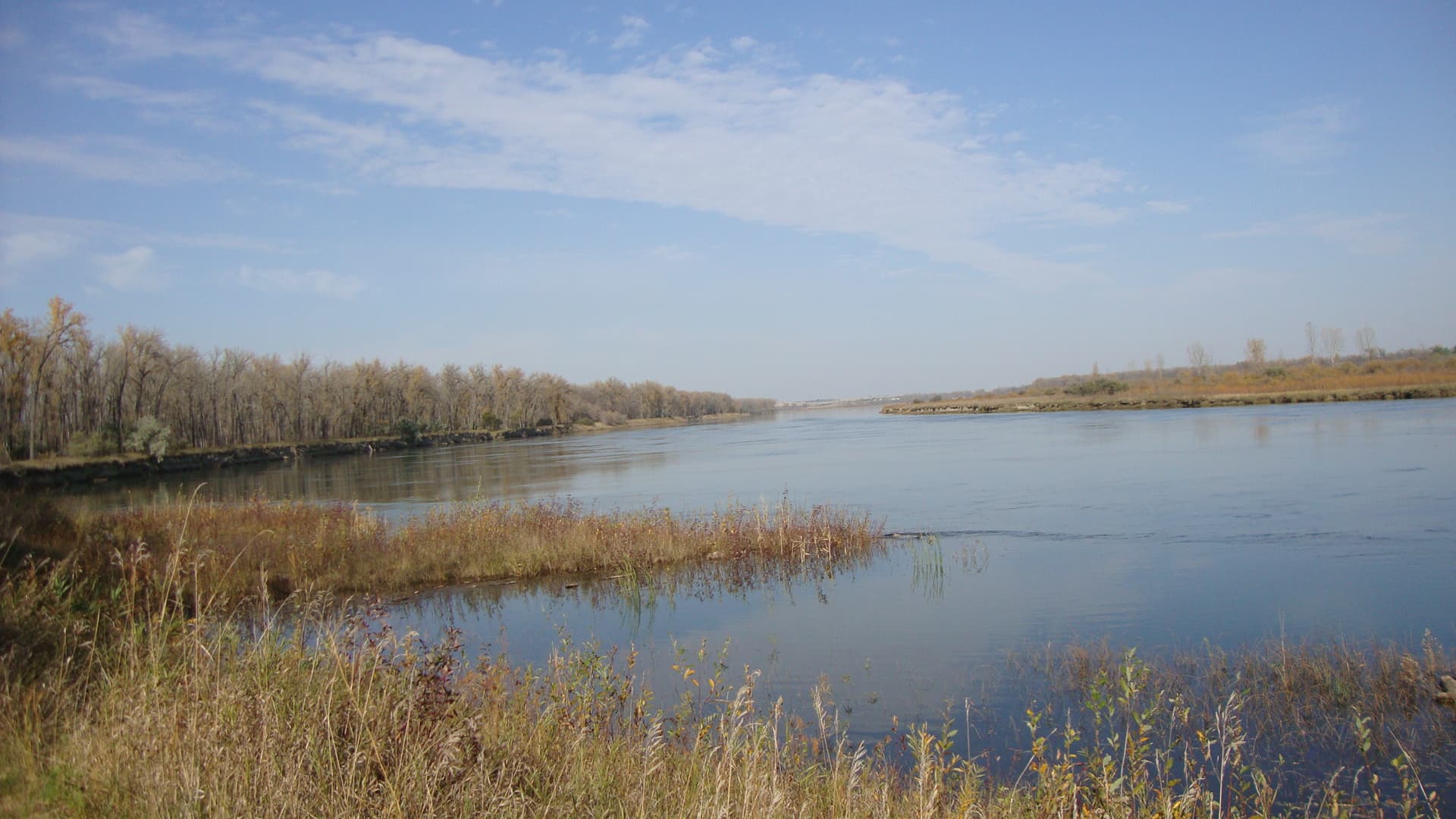 Oliver County (North Dakota) — photo from Wikimedia via Wikipedia