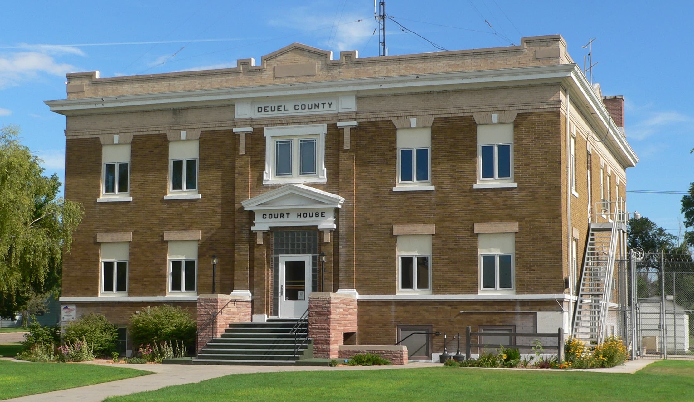 Deuel County (Nebraska) — photo from Wikimedia via Wikipedia