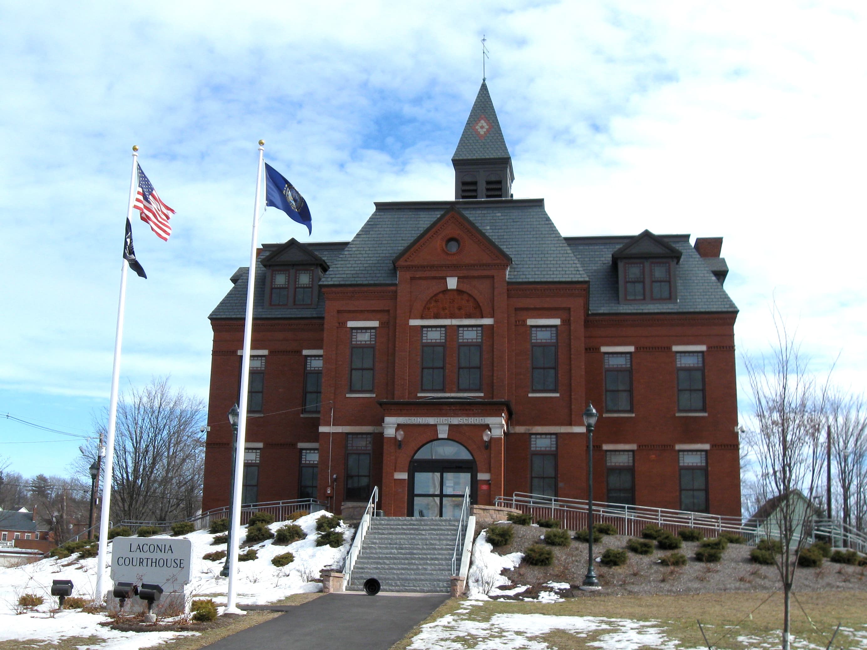 Belknap County (New Hampshire) — photo from Wikimedia via Wikipedia