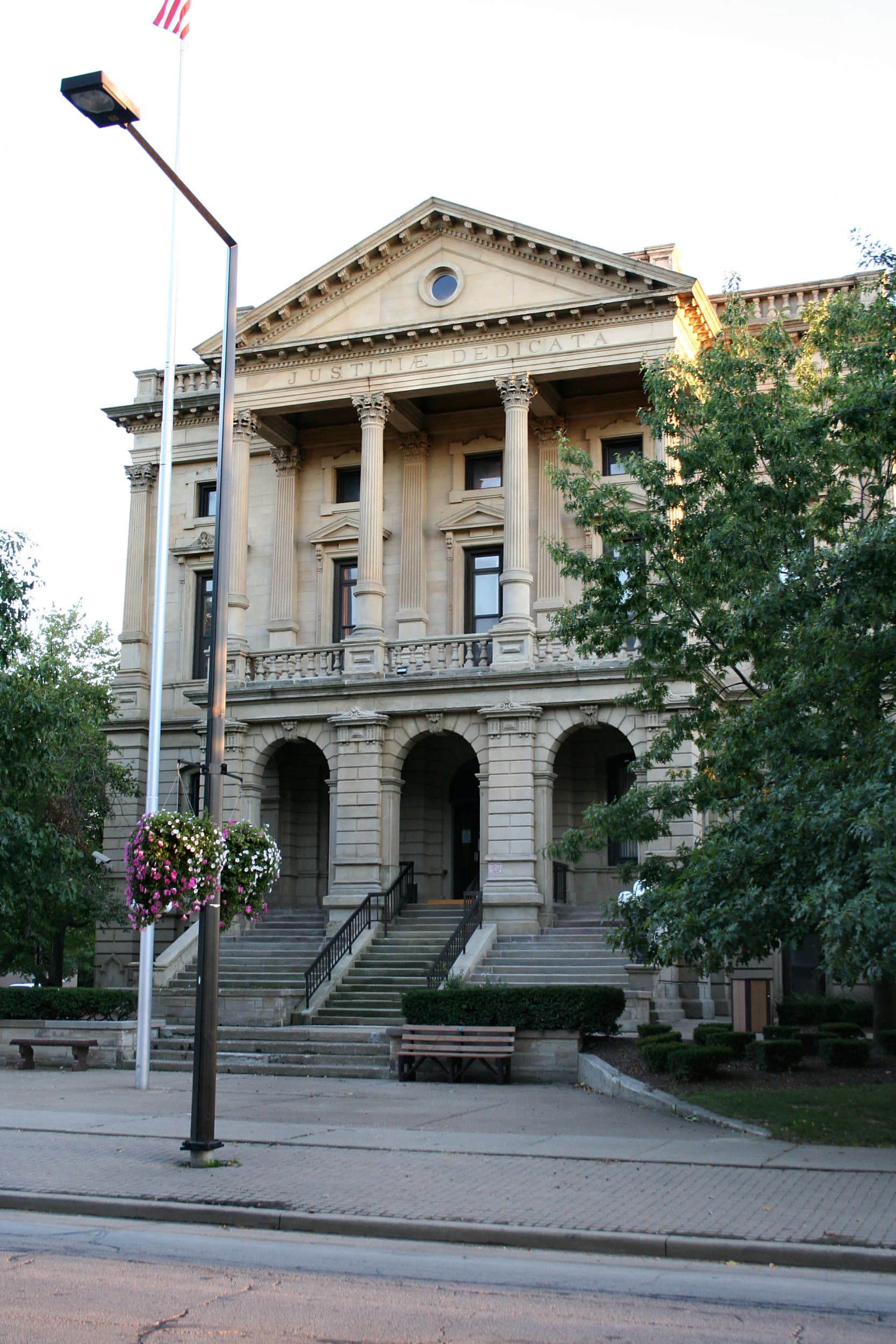 Lorain County (Ohio) — photo from Wikimedia via Wikipedia