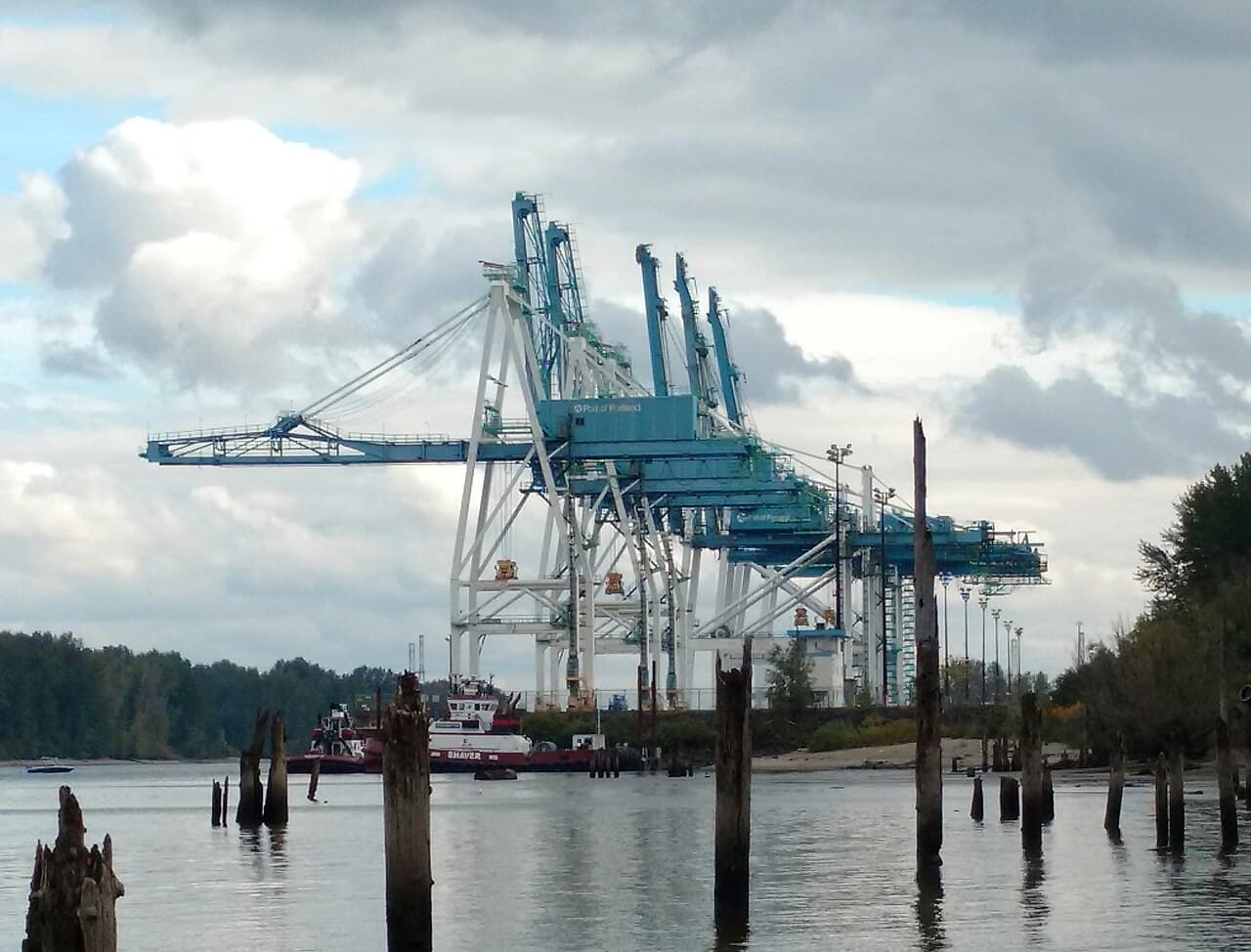 Marine Terminal 6 at the Port of Portland, Oregon — Wikimedia Commons