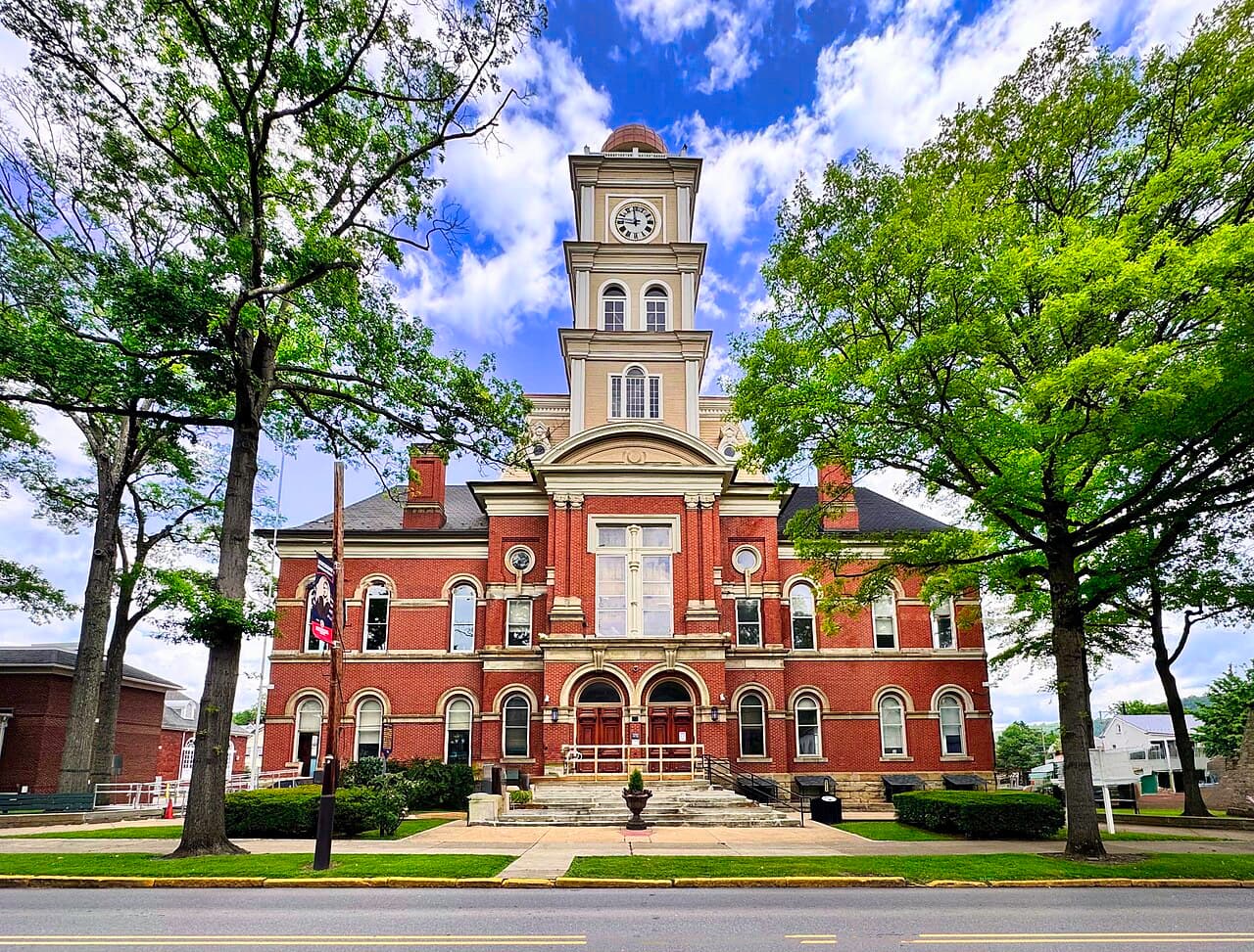 Huntingdon County (Pennsylvania) — photo from Wikimedia via Wikipedia