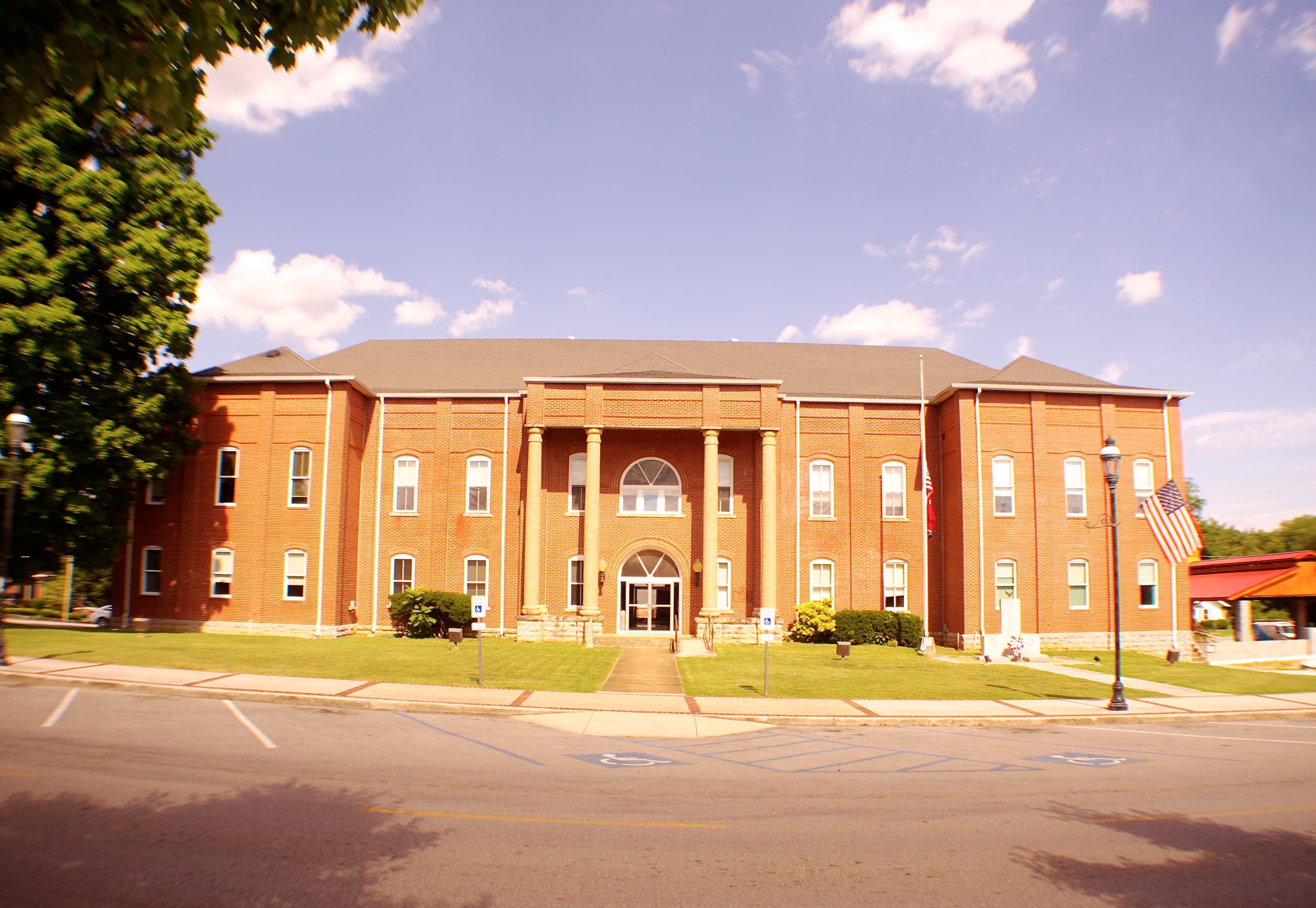 Bledsoe County (Tennessee) — photo from Wikimedia via Wikipedia