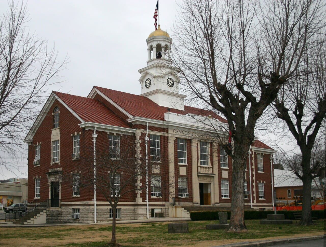 Cannon County (Tennessee) — photo from Wikimedia via Wikipedia