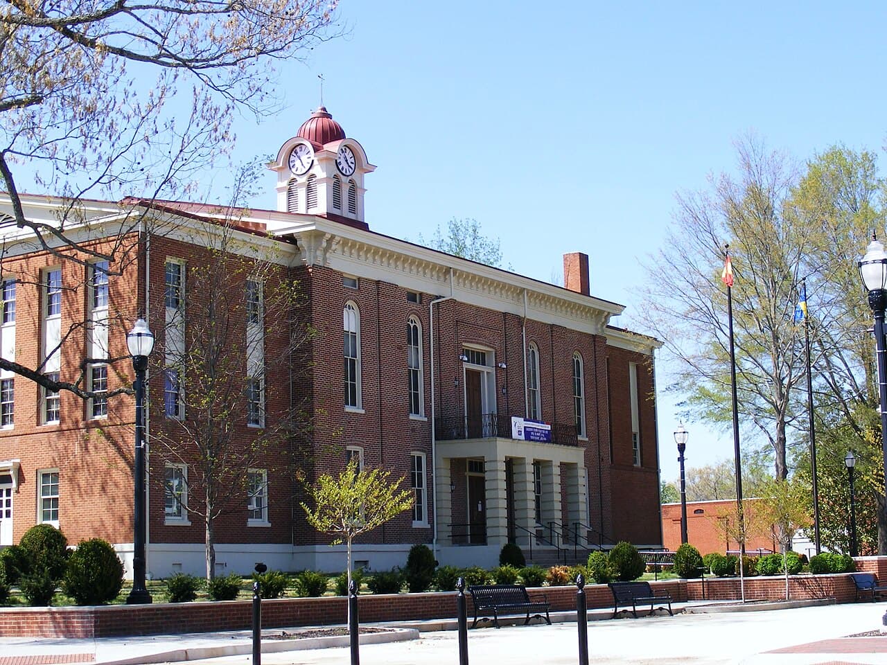 Hardeman County (Tennessee) — photo from Wikimedia via Wikipedia