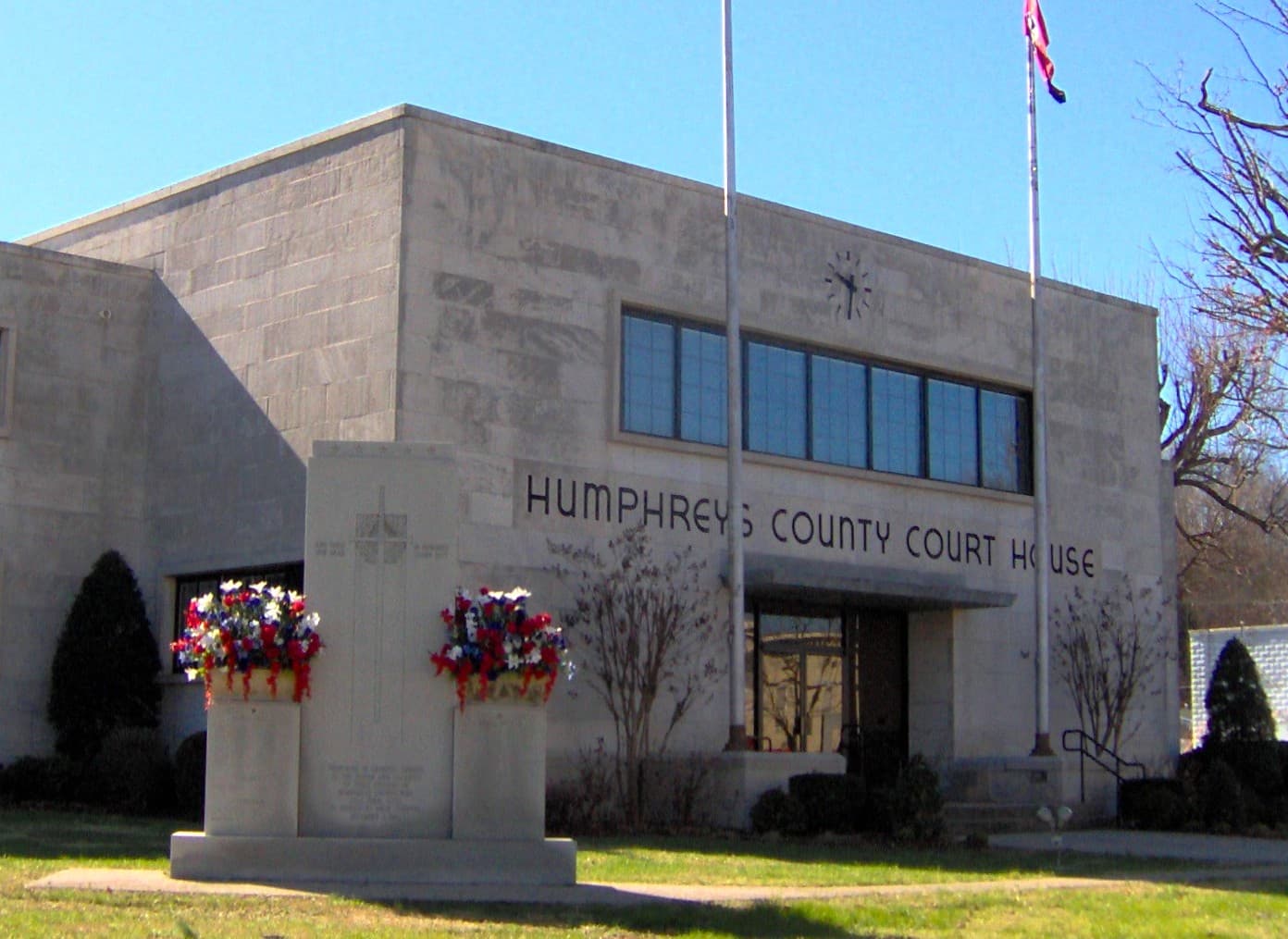 Humphreys County (Tennessee) — photo from Wikimedia via Wikipedia