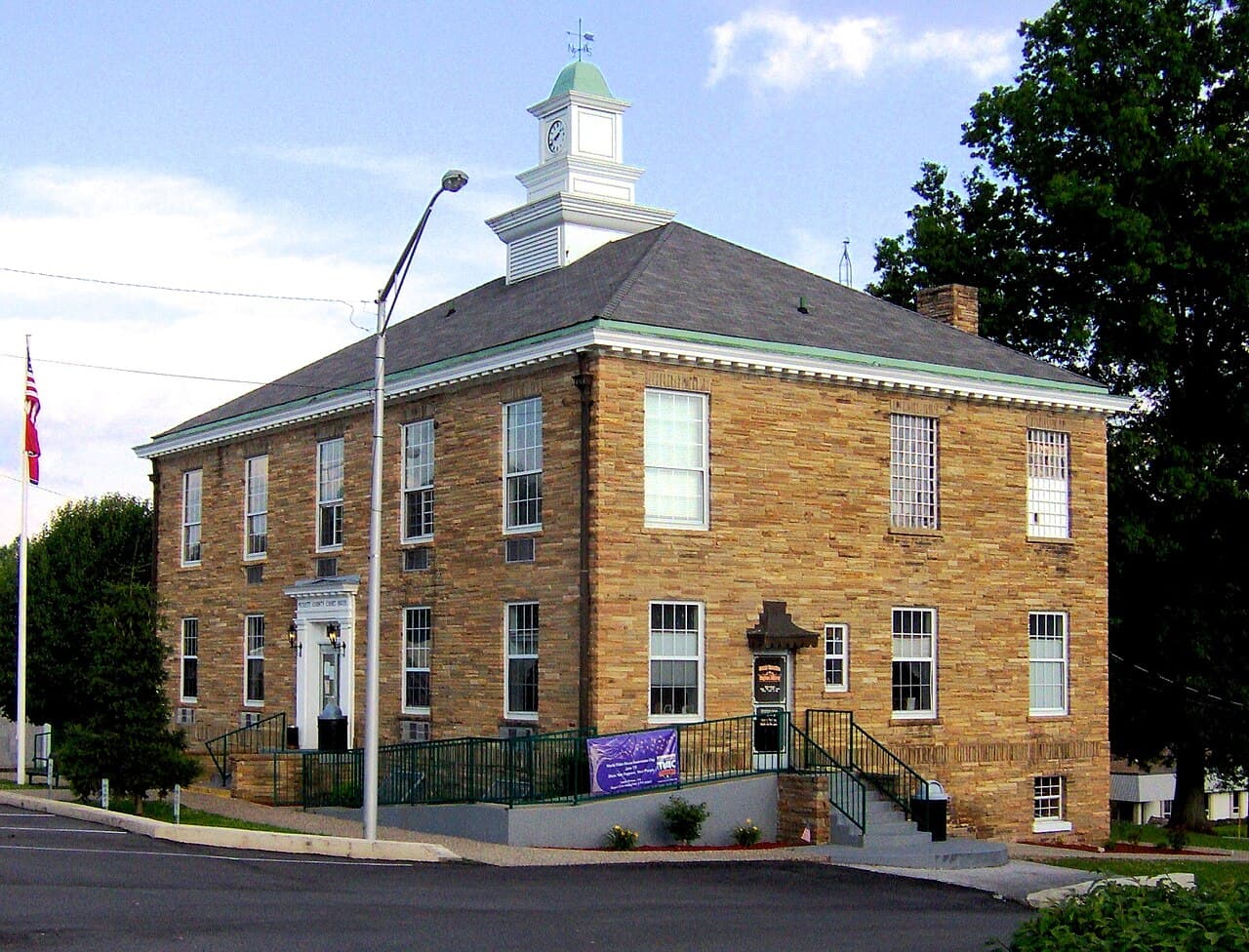 Pickett County (Tennessee) — photo from Wikimedia via Wikipedia