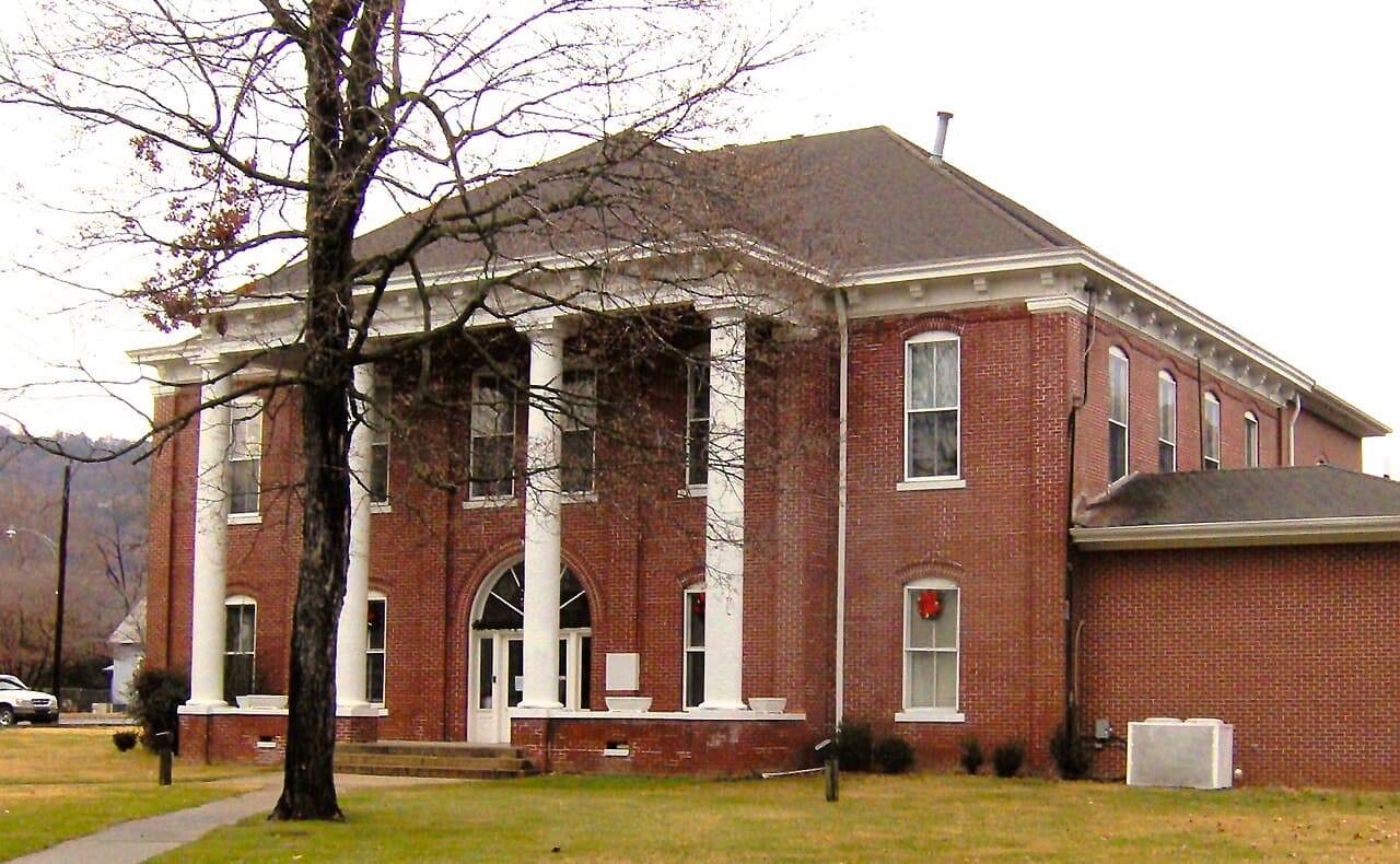Sequatchie County (Tennessee) — photo from Wikimedia via Wikipedia