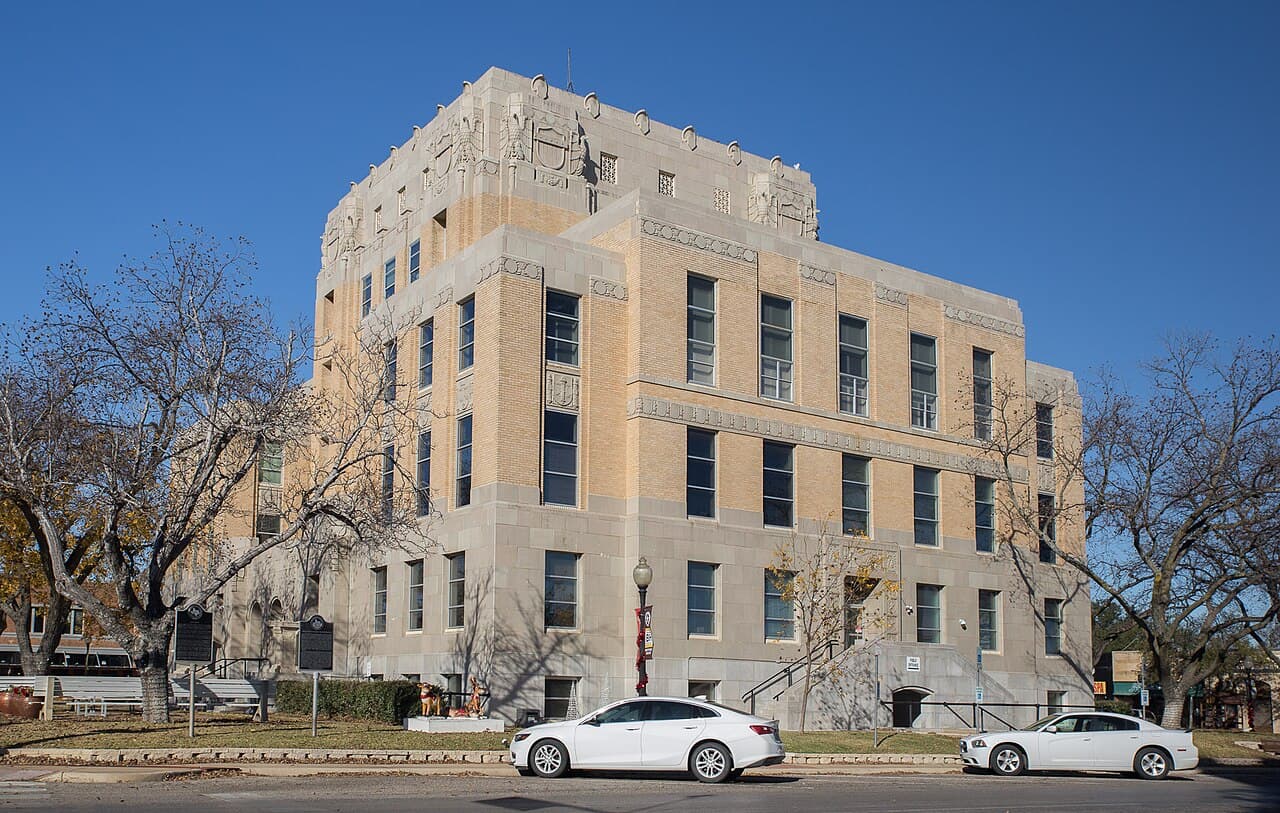 Notice Nearby: Eastland County Historical, Eastland County historical