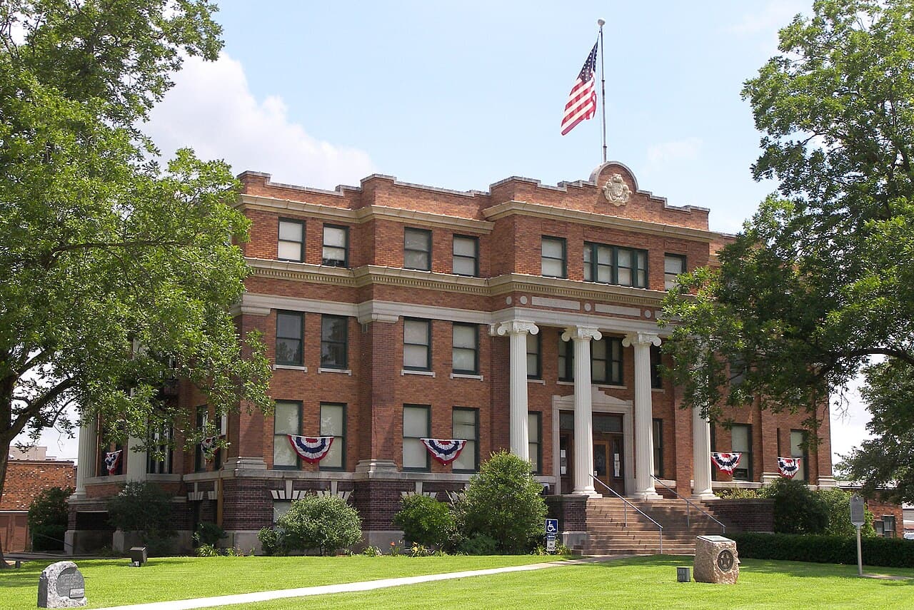 Notice Nearby: Freestone County Where, Freestone County government