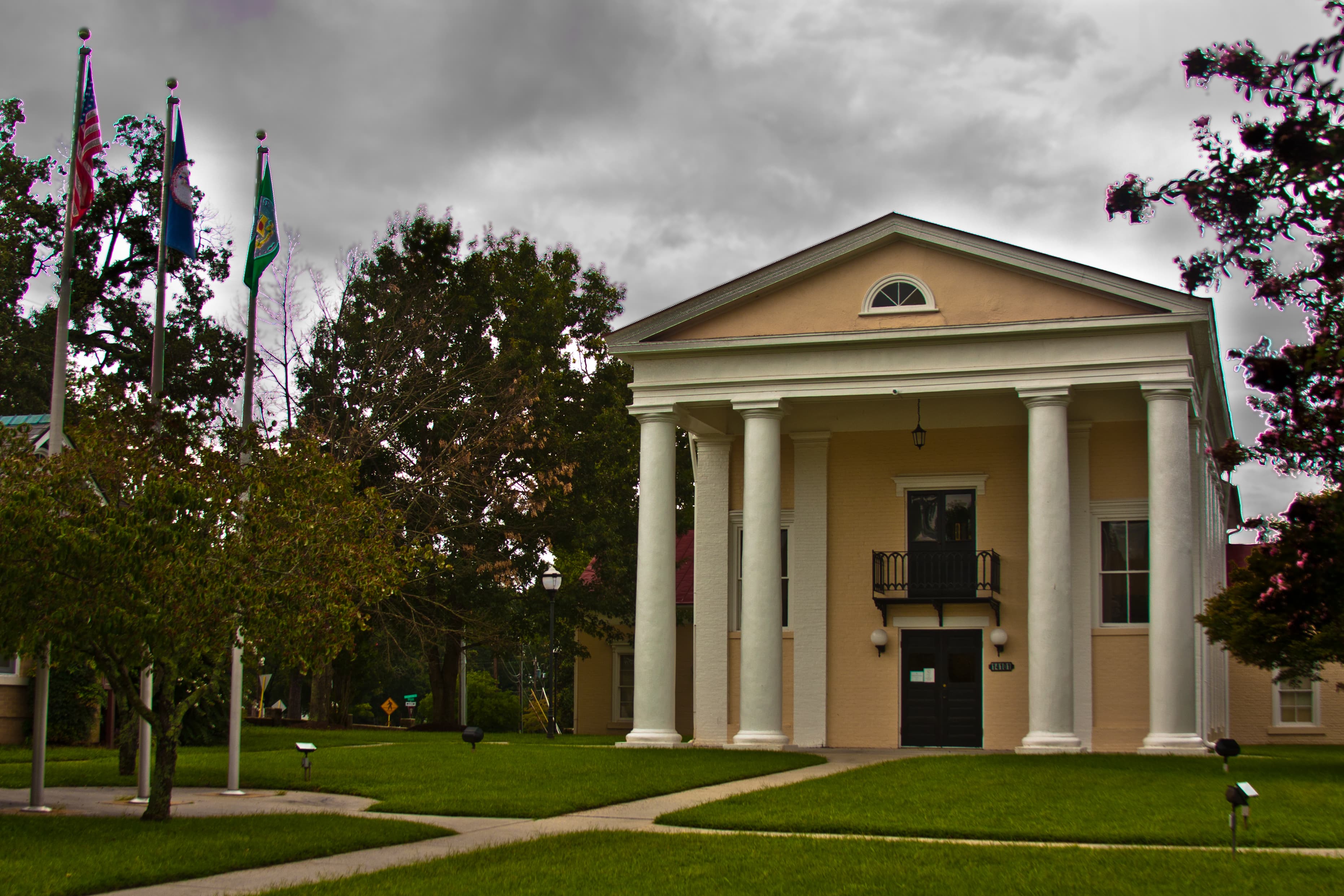 Dinwiddie County (Virginia) — photo from Wikimedia via Wikipedia