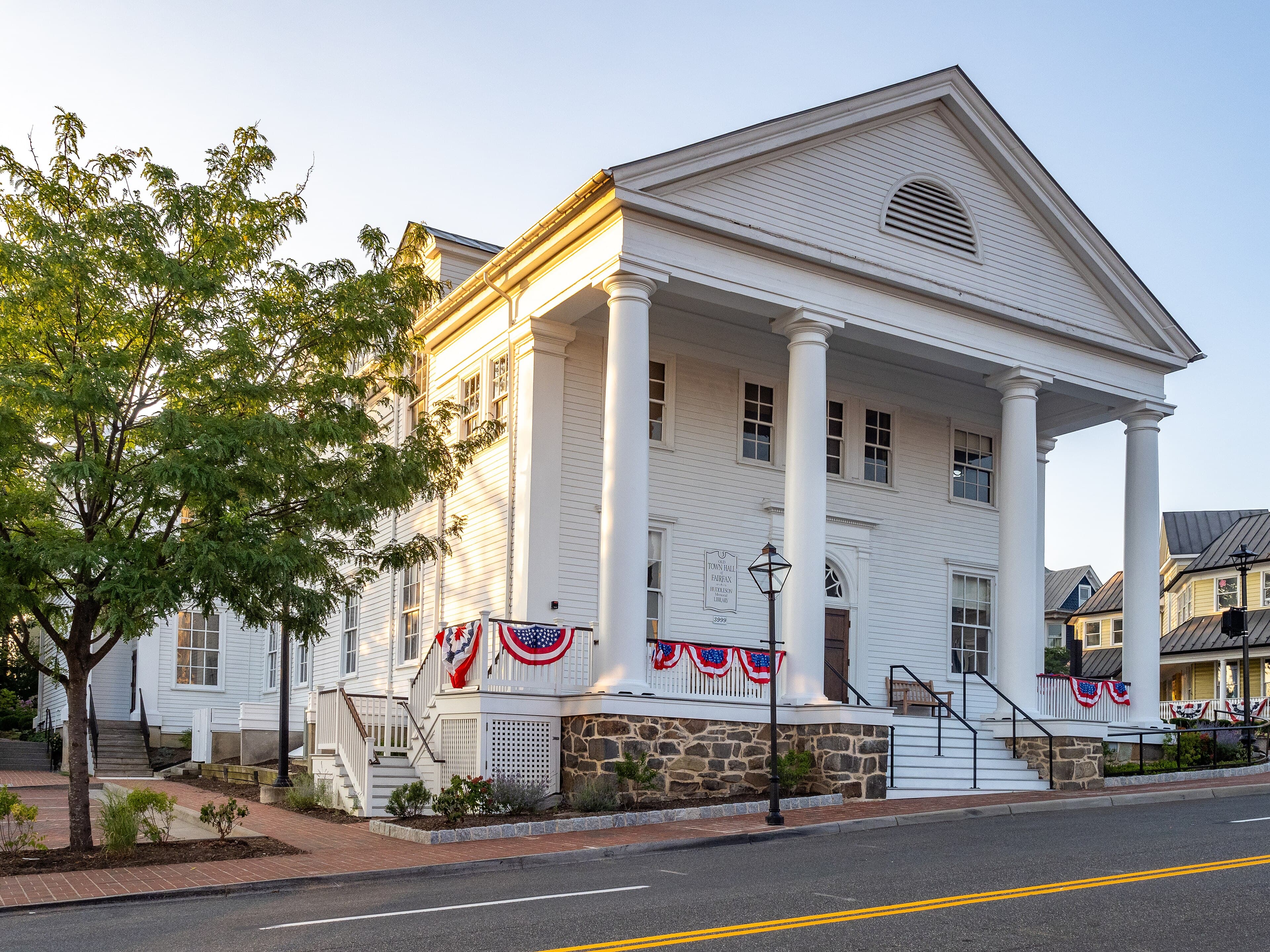 Fairfax (Virginia) — photo from Wikimedia via Wikipedia