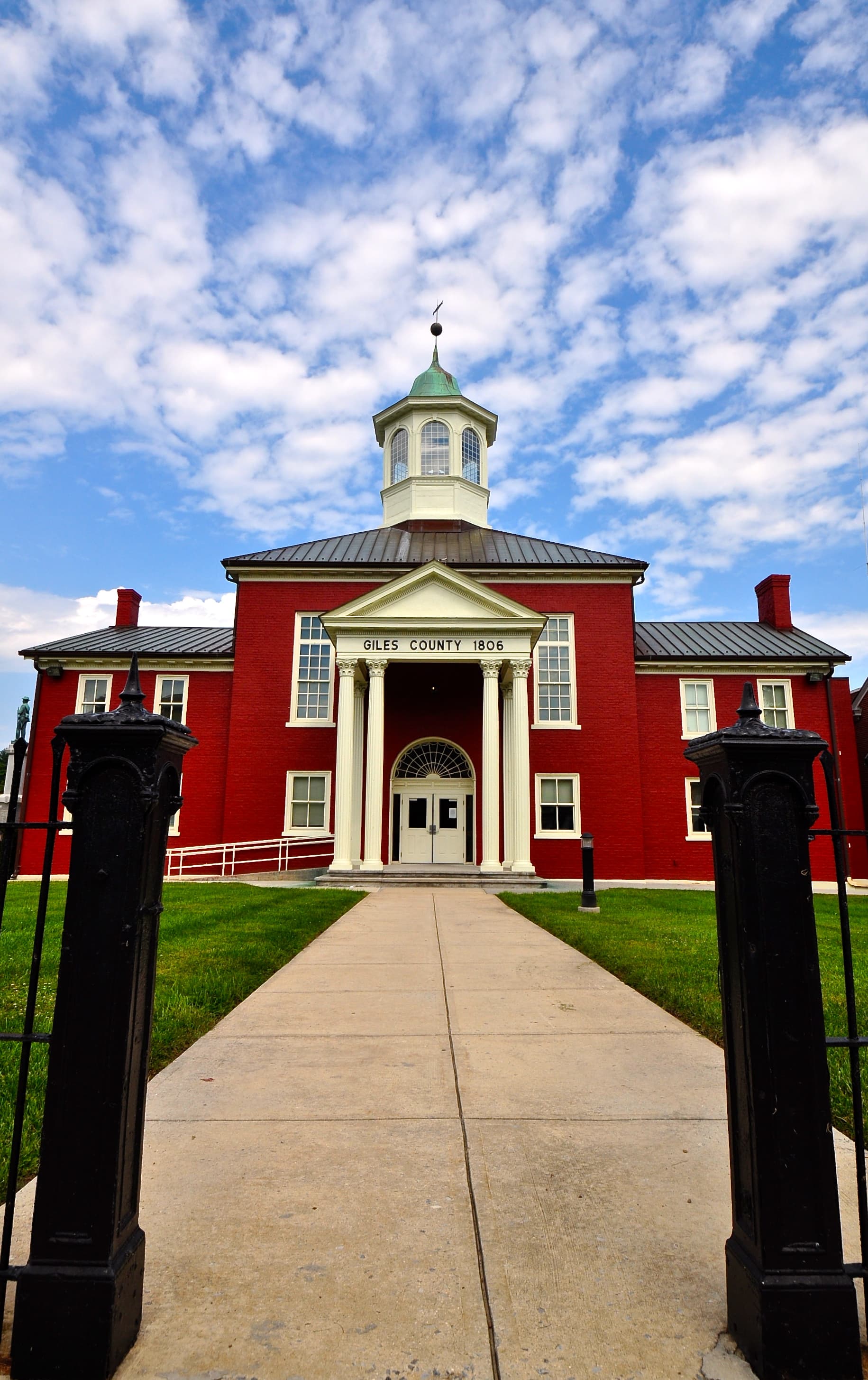 Giles County (Virginia) — photo from Wikimedia via Wikipedia
