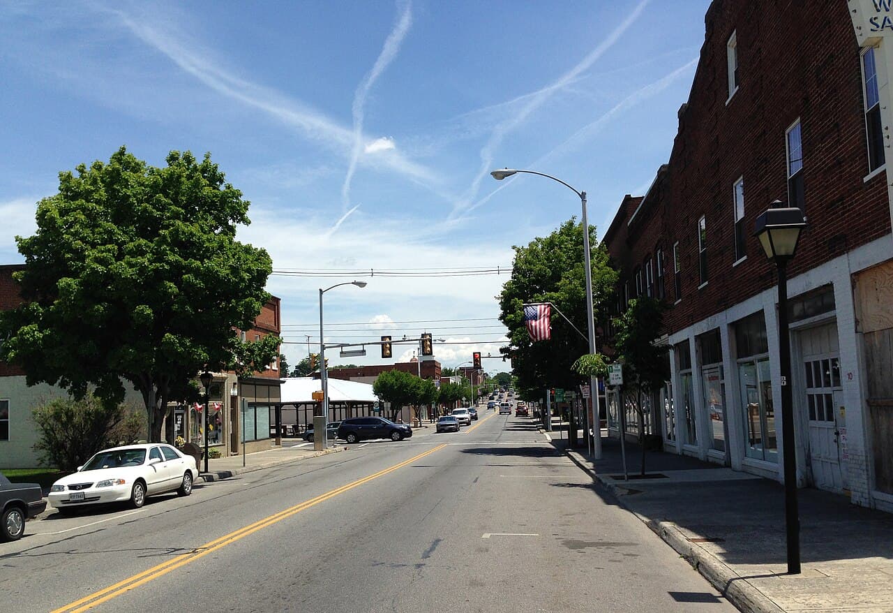 Salem (Virginia) — photo from Wikimedia via Wikipedia