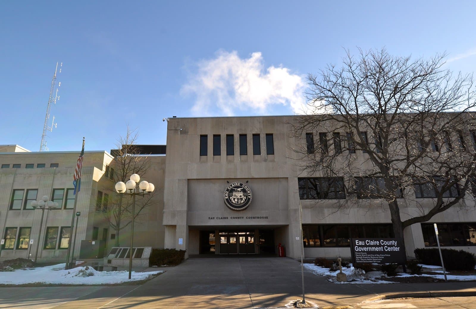 Notice Nearby: Eau Claire County government, Eau Claire County