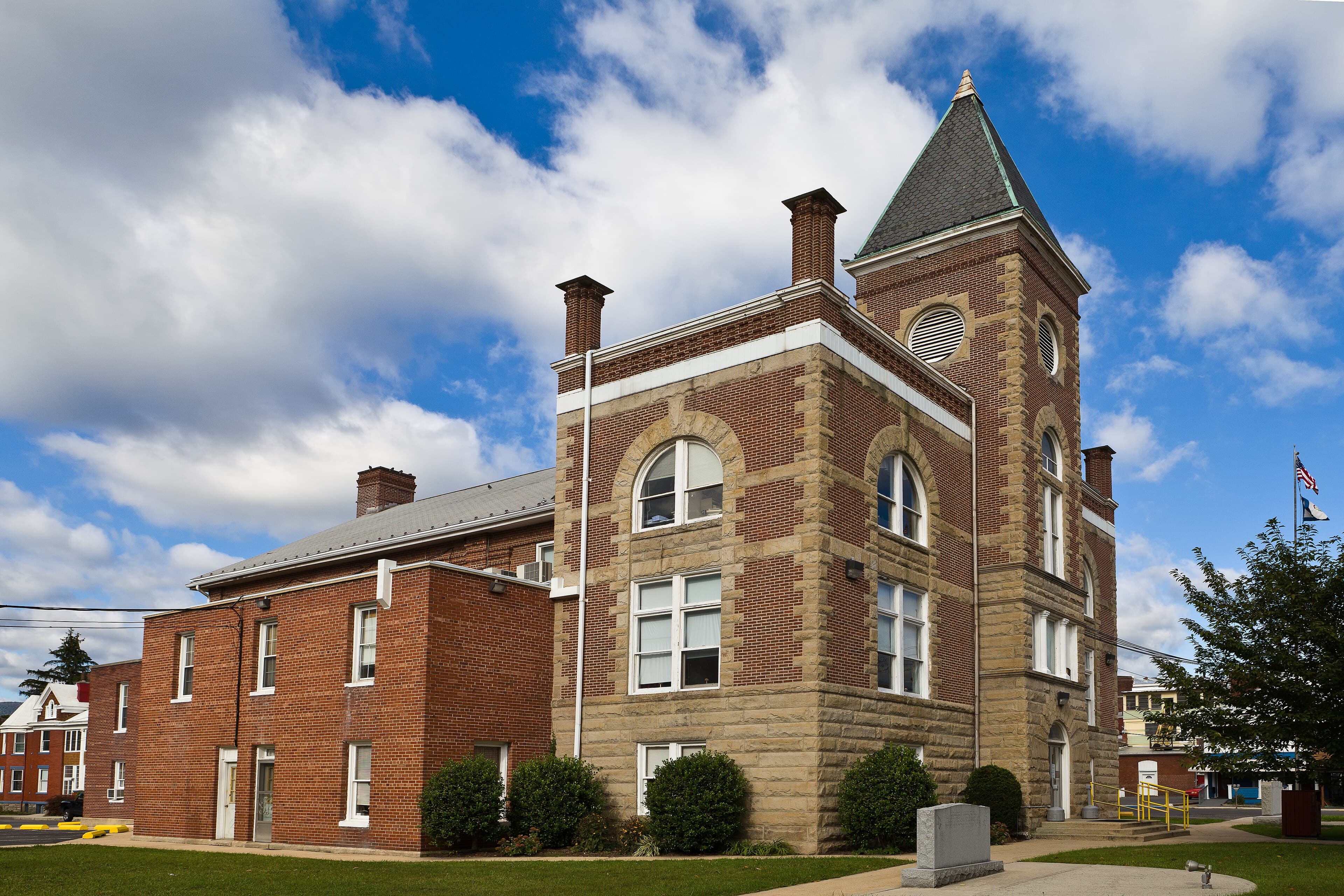 Mineral County (West Virginia) — photo from Wikimedia via Wikipedia