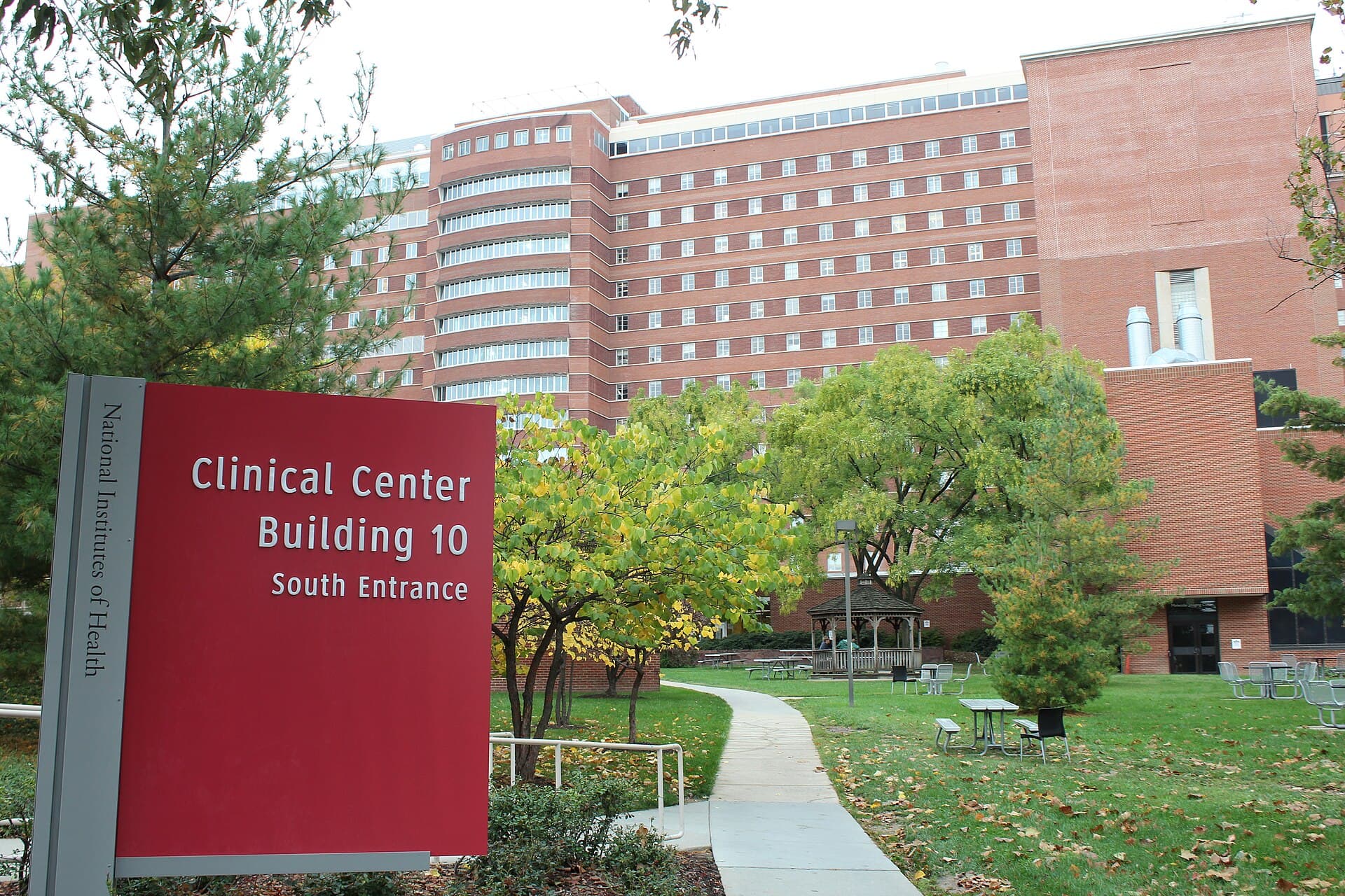 National Institutes of Health Clinical Center