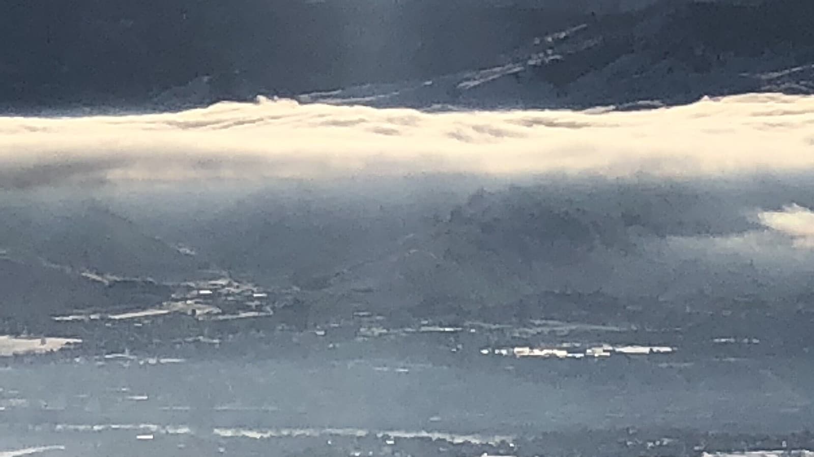 The Columbia River valley at Wenatchee, Washington, seen from Badger Mountain (file photo, illustrative; not the project site).