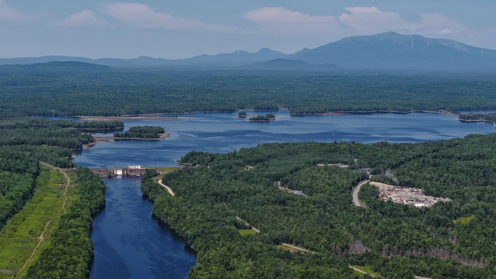 Aerial view of Dolby Pond and Dolby Dam on the West Branch Penobscot River near East Millinocket, Maine. Photo: Quintin Soloviev via Wikimedia Commons (CC BY 4.0).